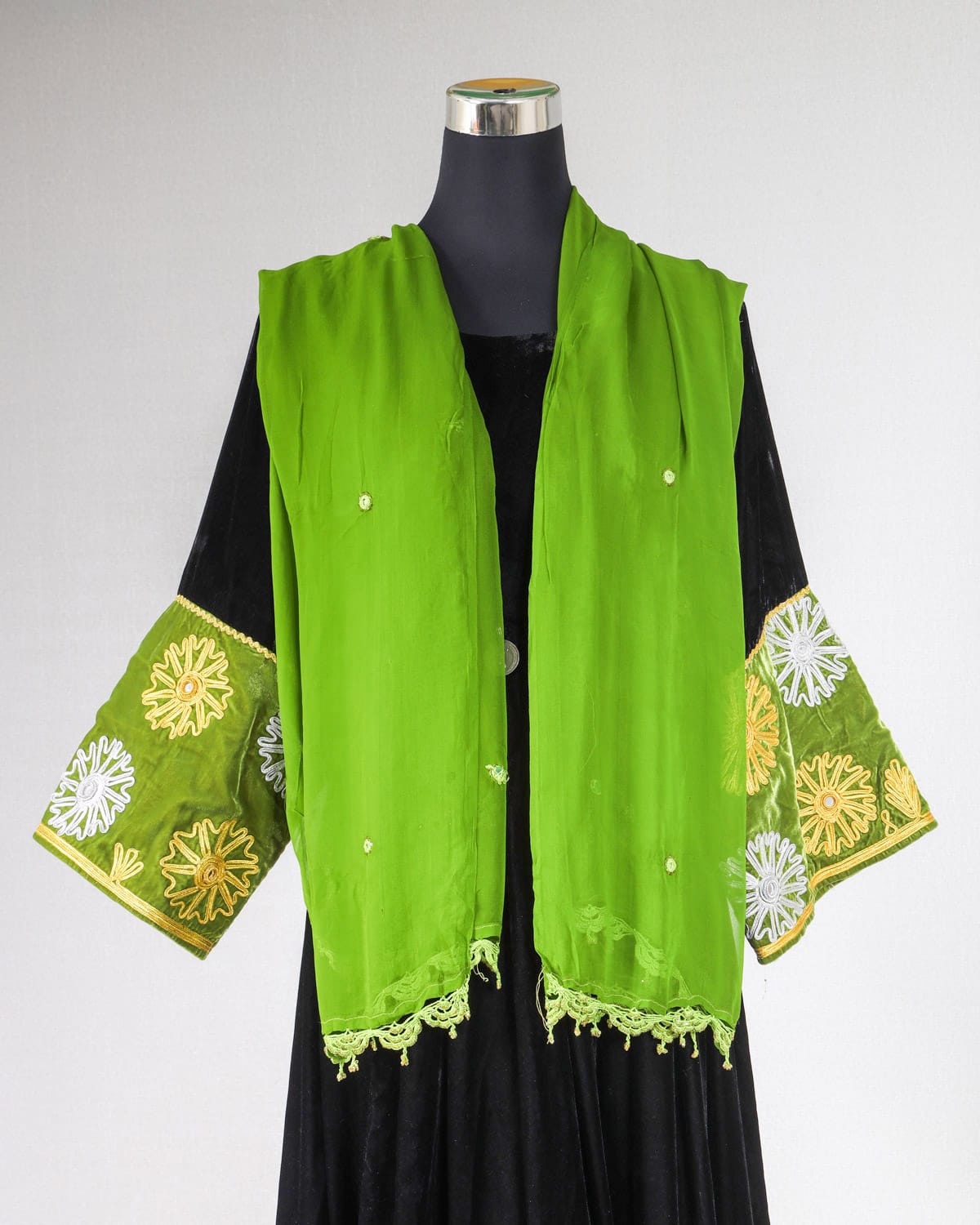 Velvet silk dress, Black and green color