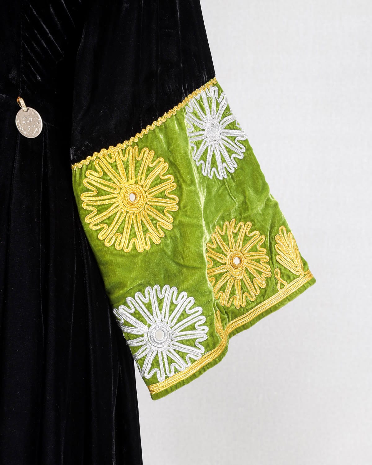 Velvet silk dress, Black and green color