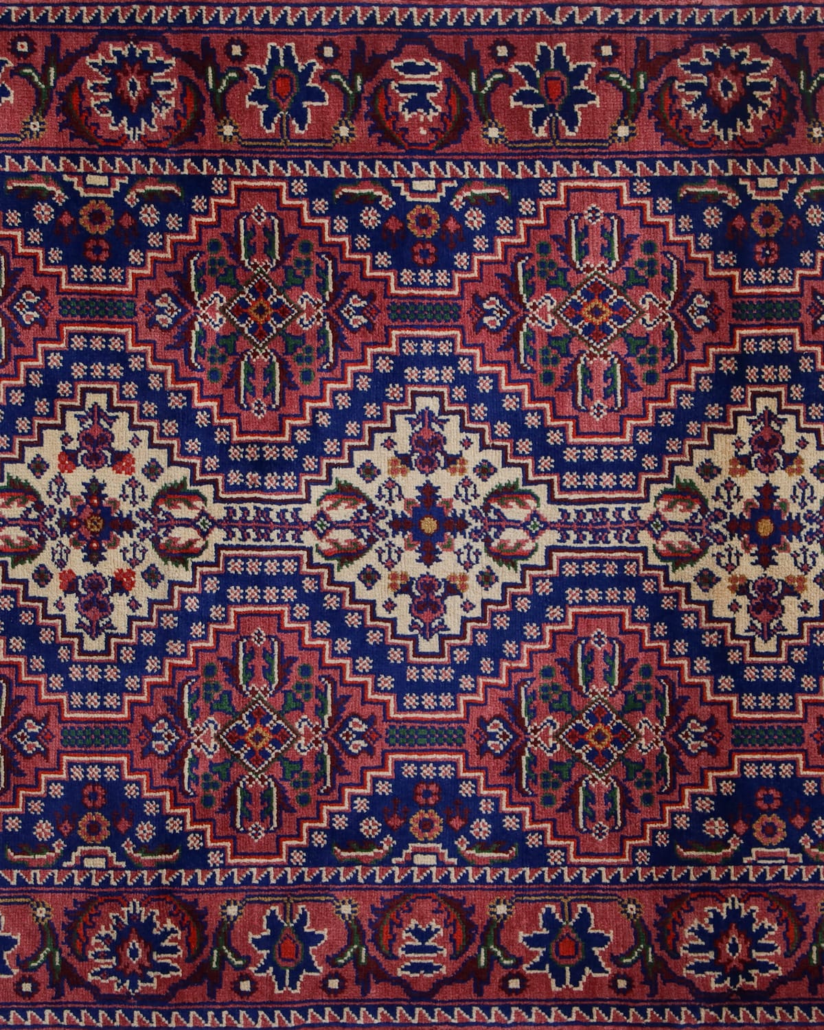 Hand-Knotted Yusuf Bay Wool Rug – Made in Afghanistan