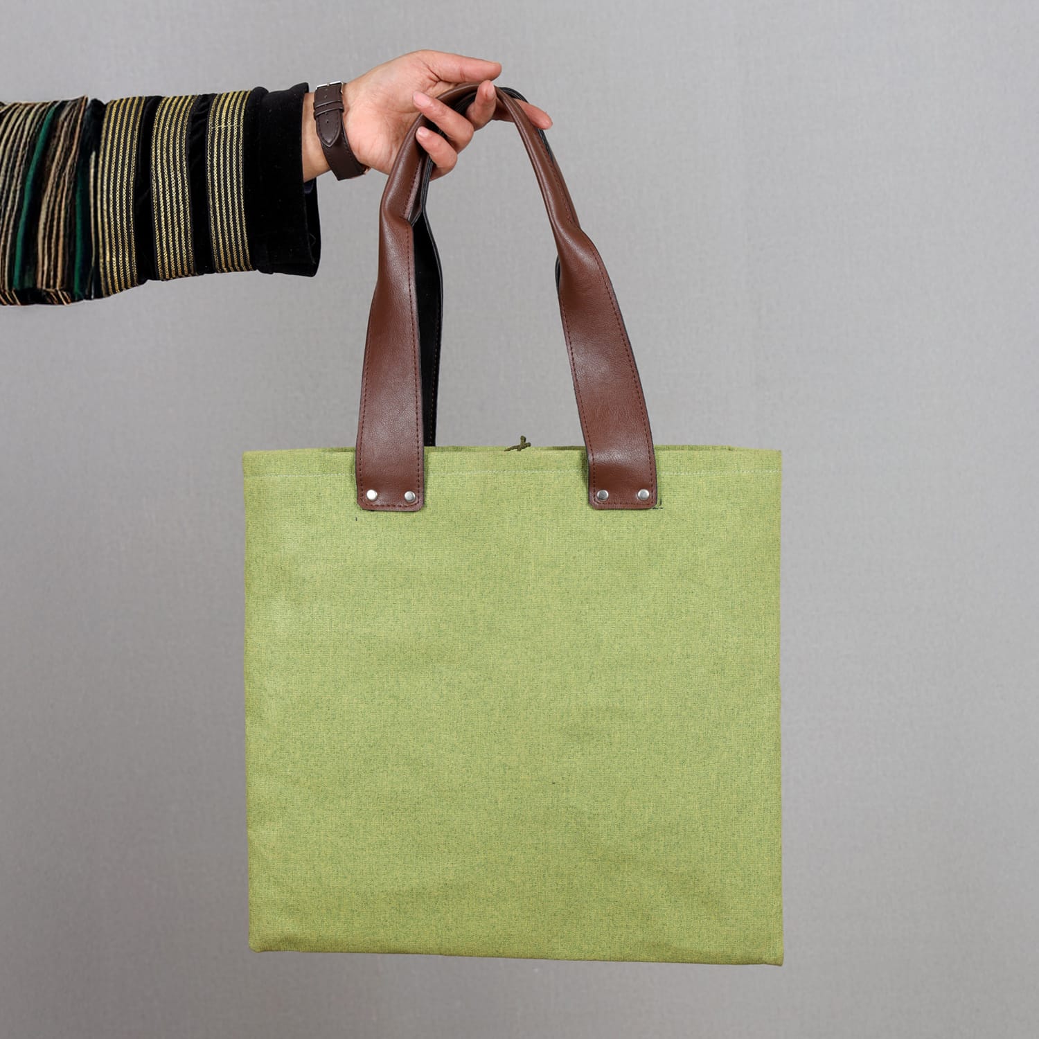 Nature’s Melody Tote, bird and flowers
