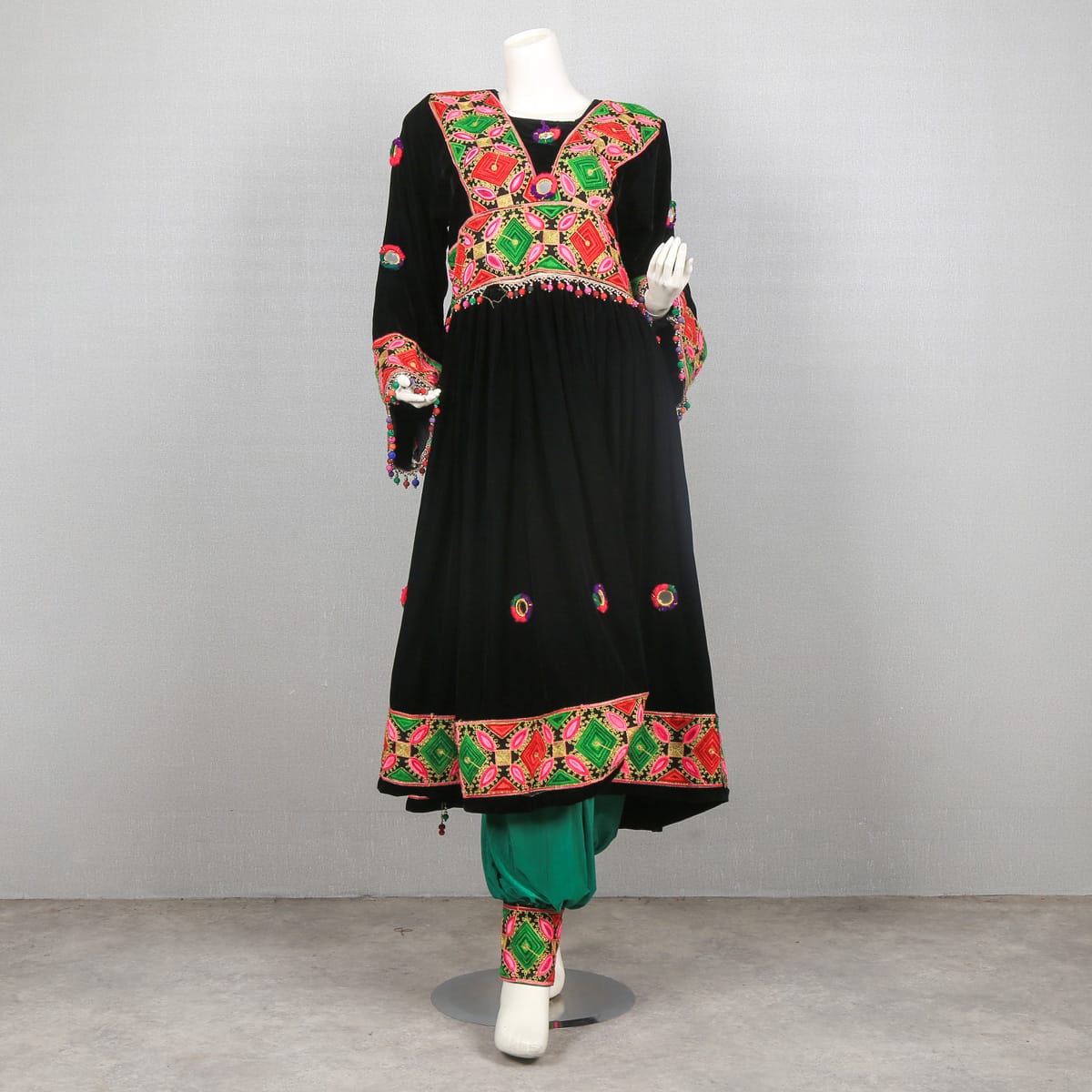 Traditional Modest Clothing