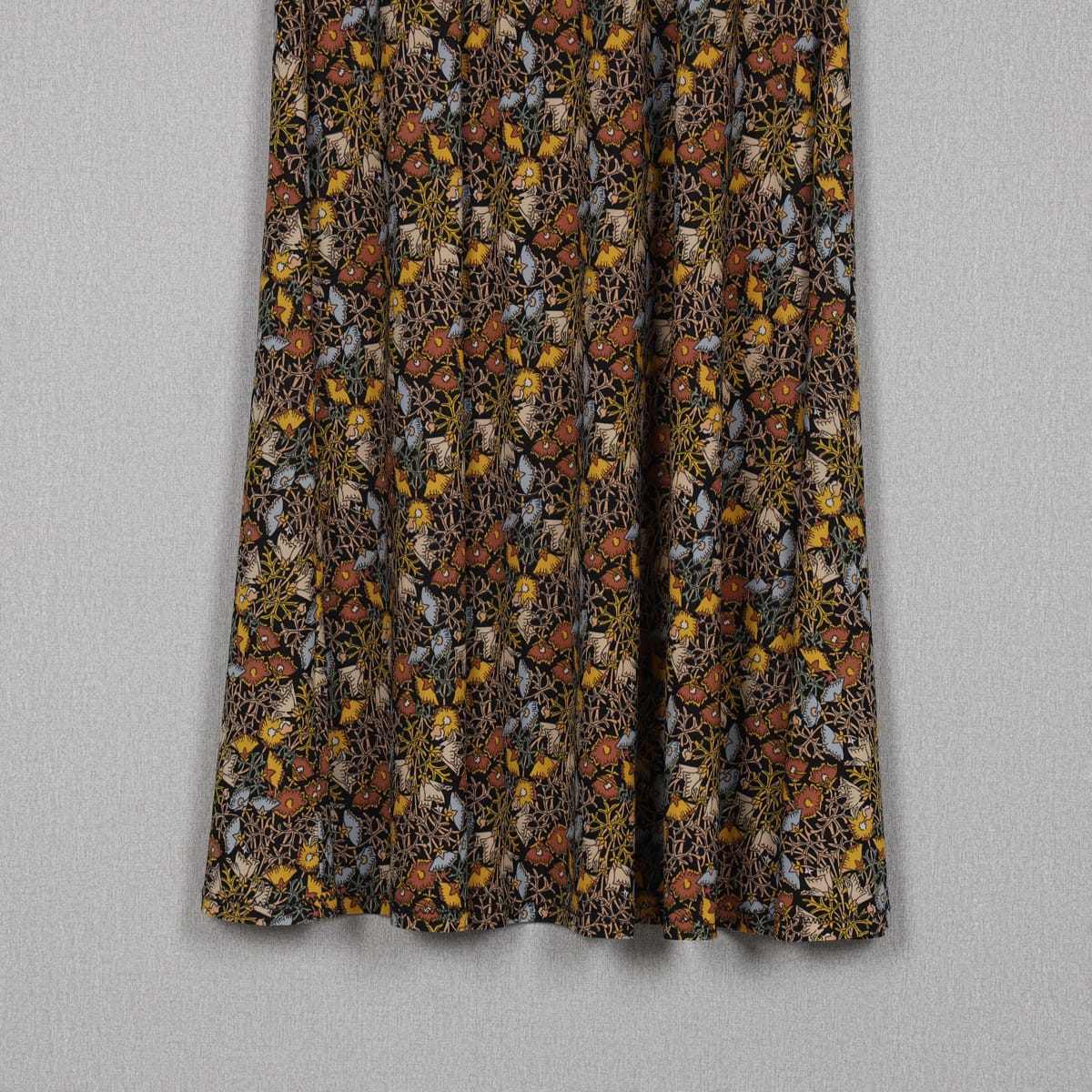 Vintage-Inspired Floral Print A-Line Dress