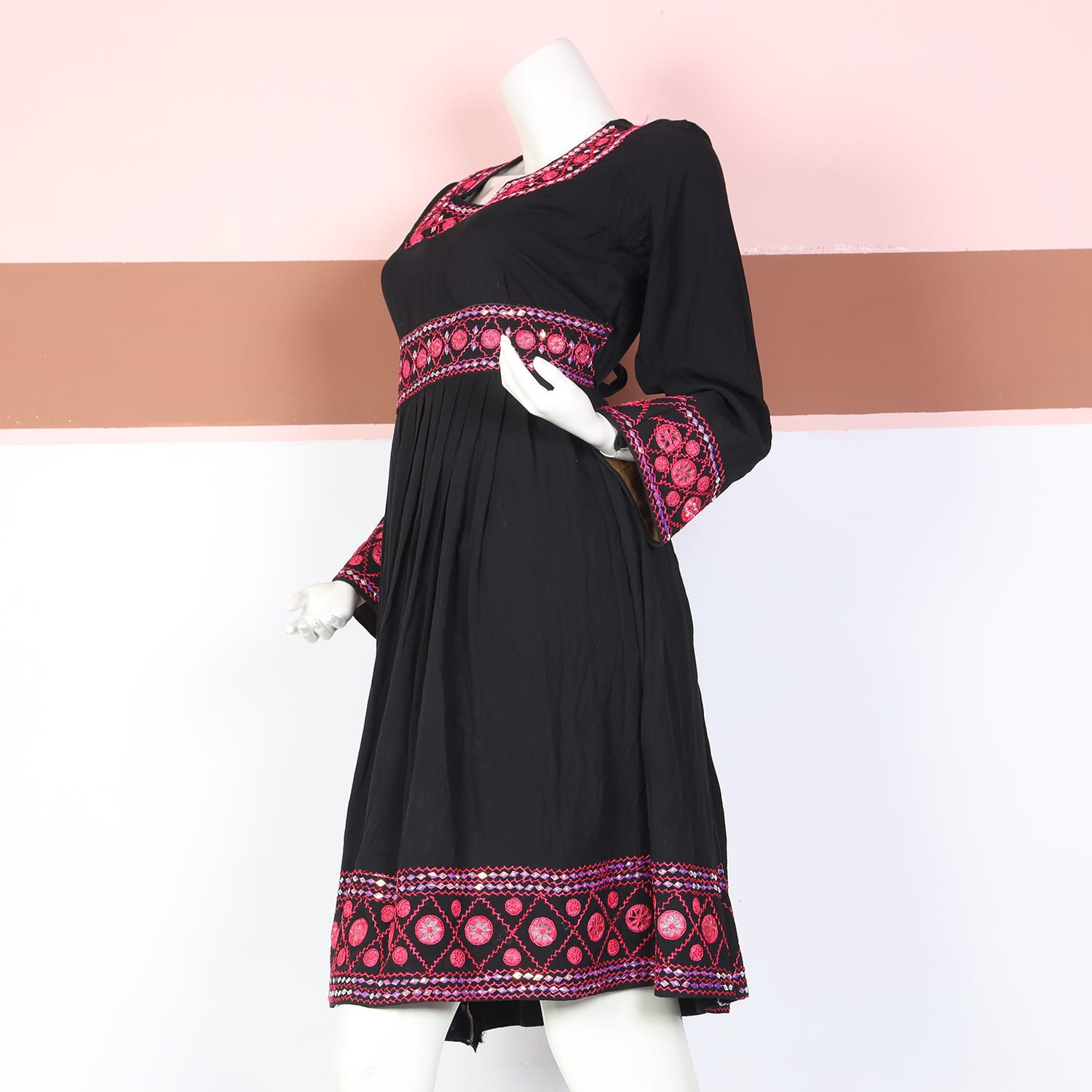 Black Afghan Dress with Pink Embroidery – Long Sleeve Traditional Style