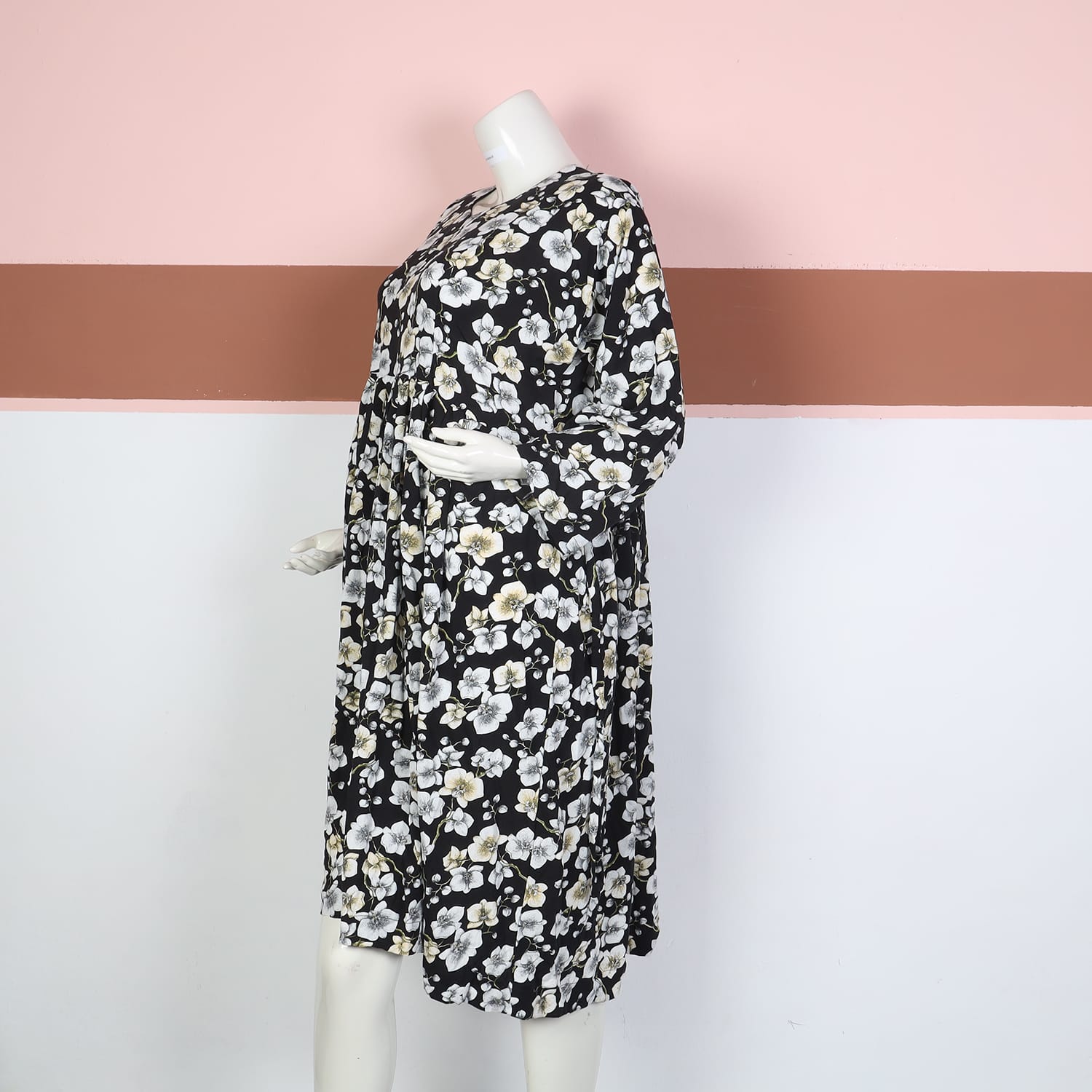 Elegant Black & White Floral Midi Dress – Soft Crepe