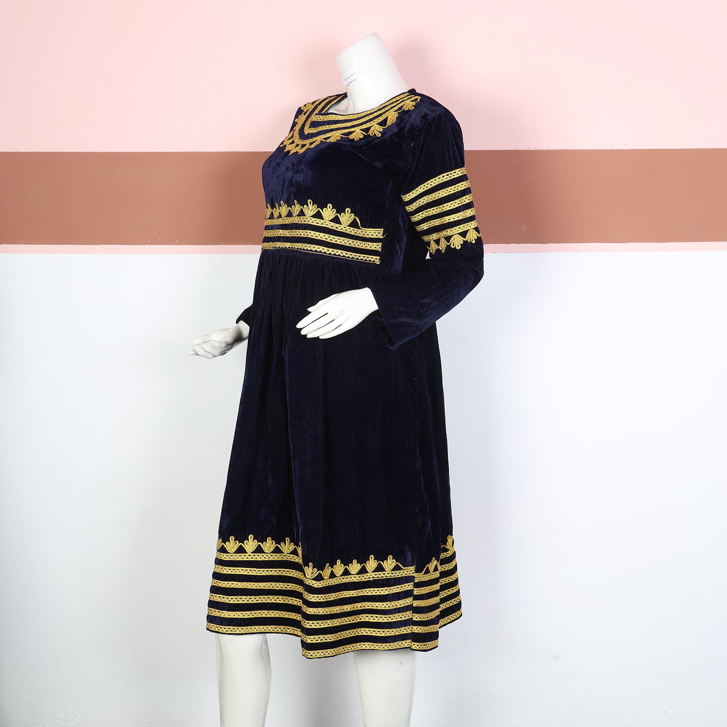 Elegant Afghan Women’s Dress 
