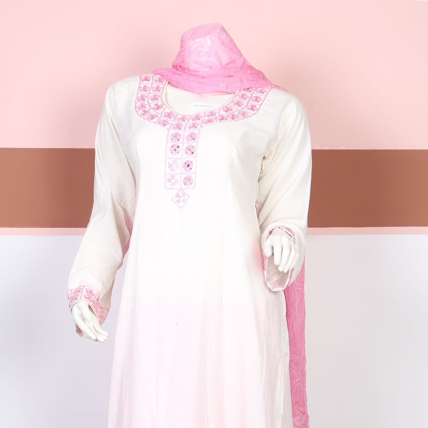 White & Pink Traditional Salwar Kameez 