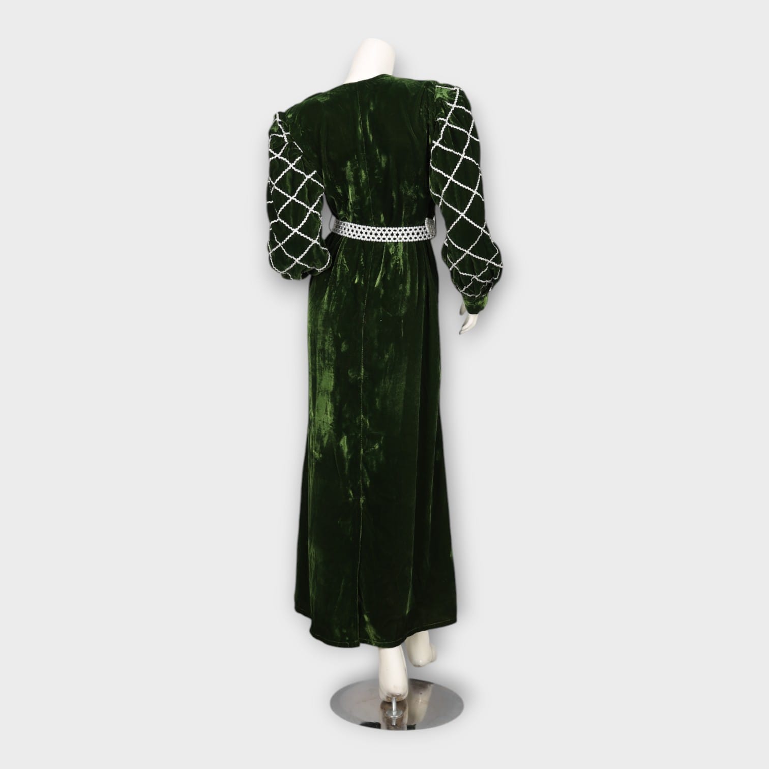 Elegant Dark Green Velvet Maxi Dress with Lace Collar