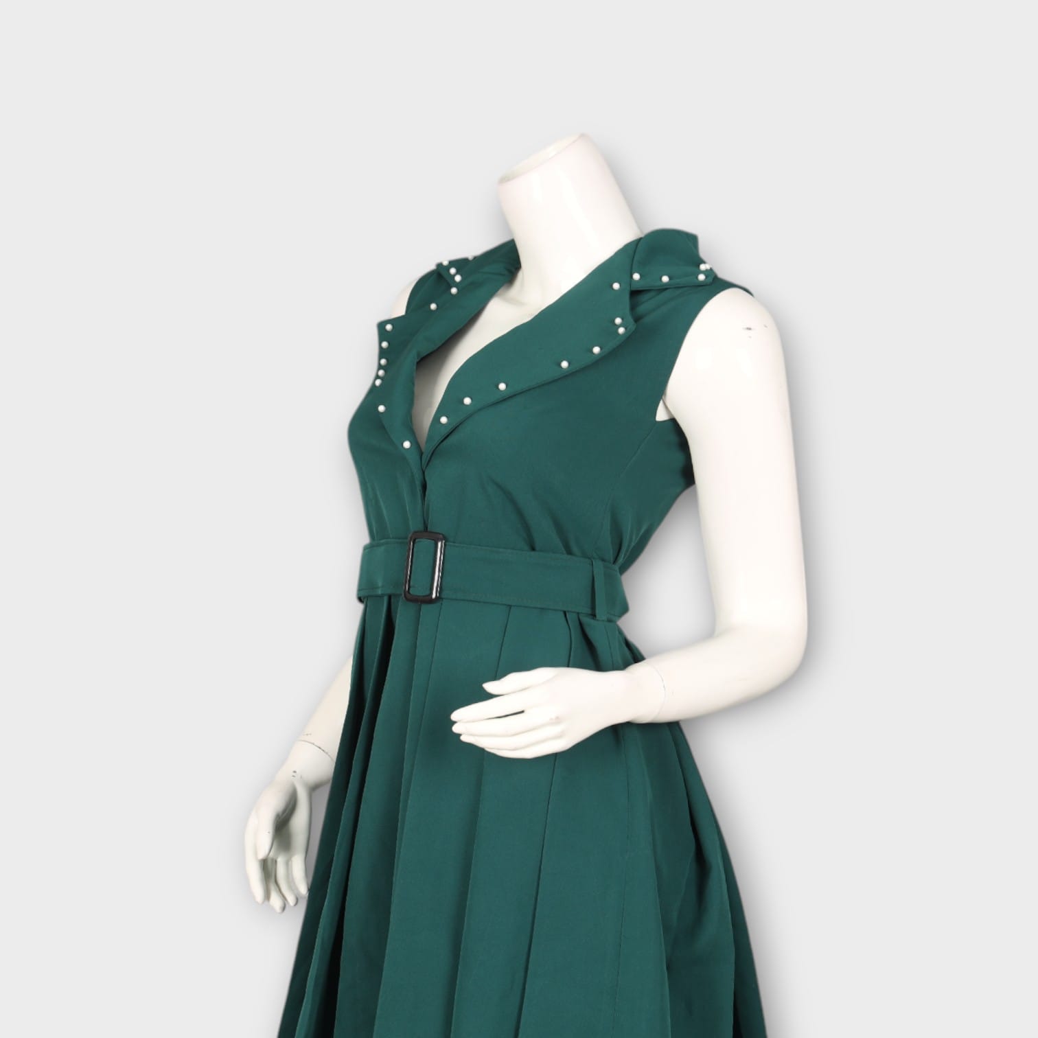 Sleeveless Green Belted Tunic with Trousers