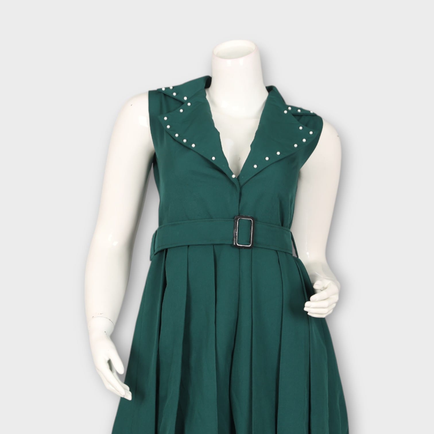 Sleeveless Green Belted Tunic with Trousers