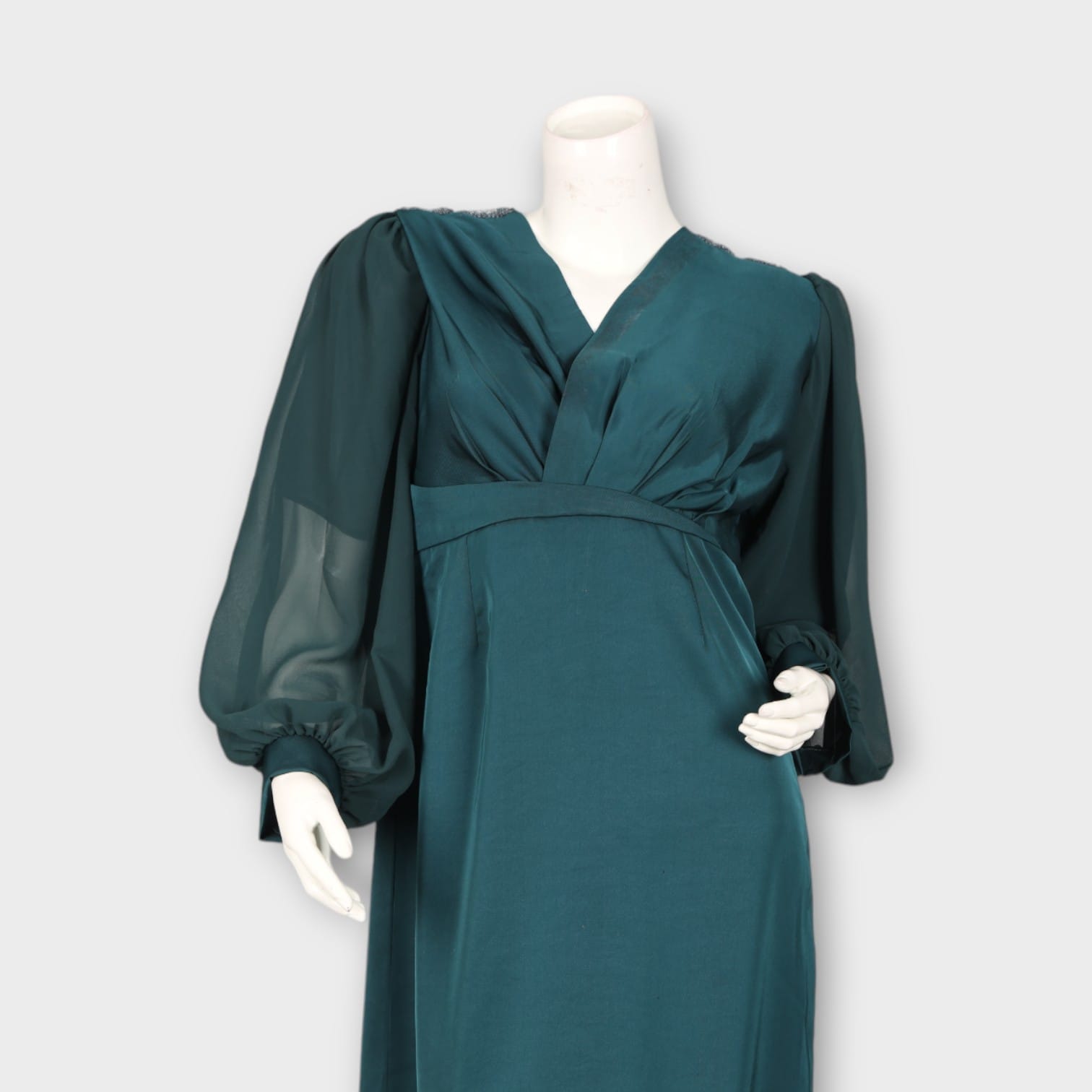 Emerald Green Evening Gown with Chiffon Sleeves