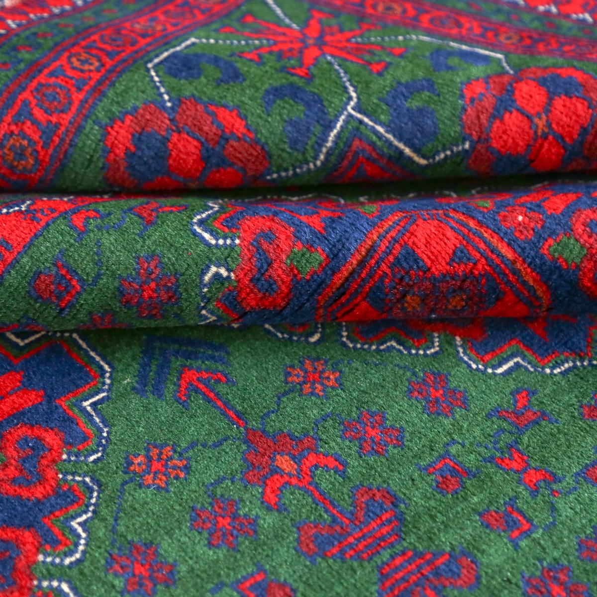 Afghani Traditional Red-Green Wool Carpet | 8.2 x 5 ft
