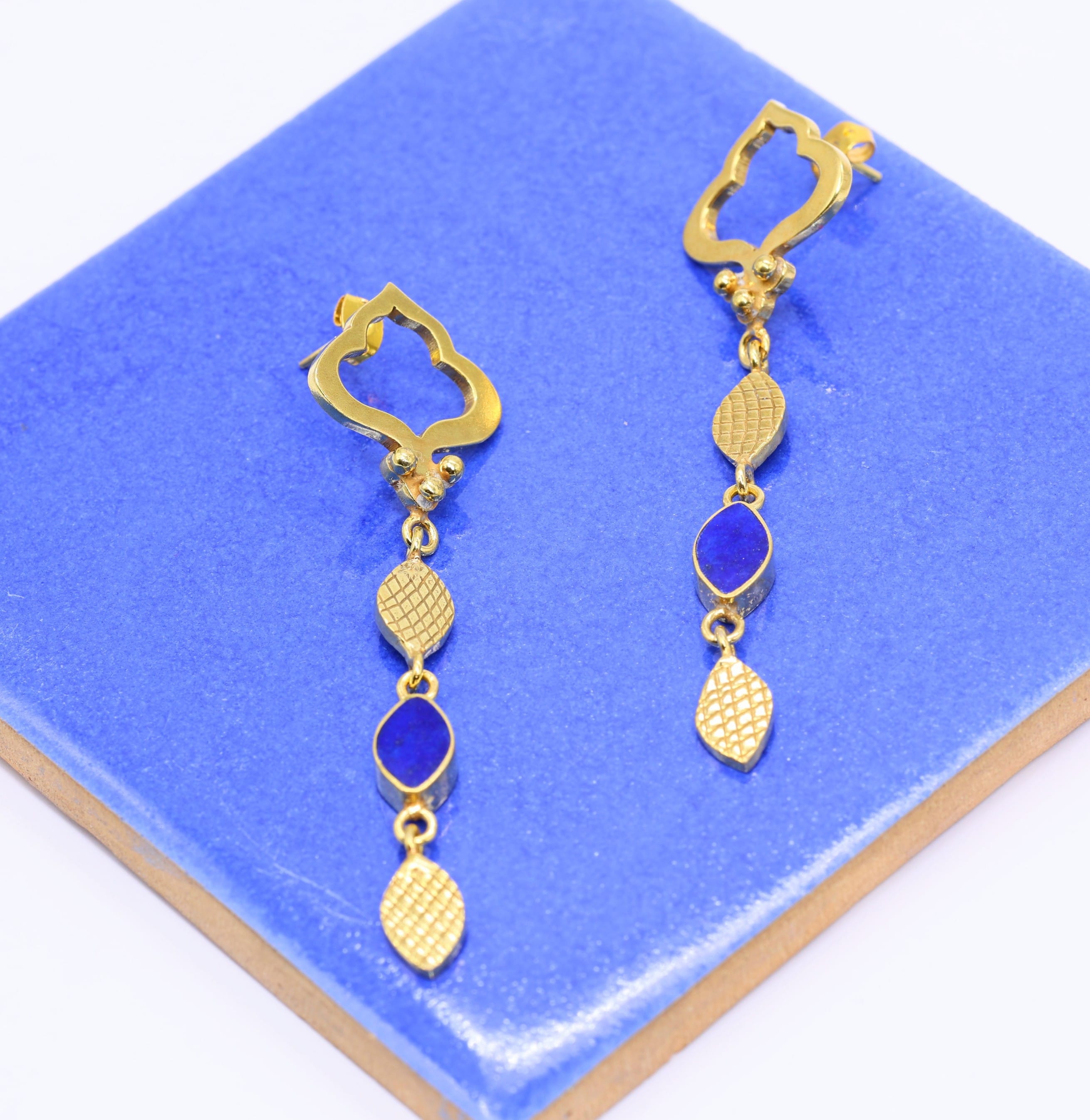 Safawi Earrings Studs
