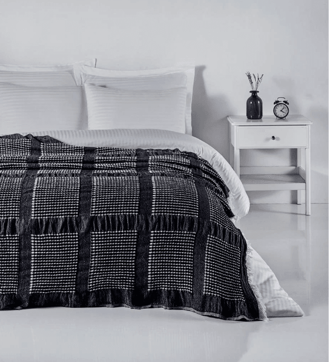 BEDSHEET, BED THROW