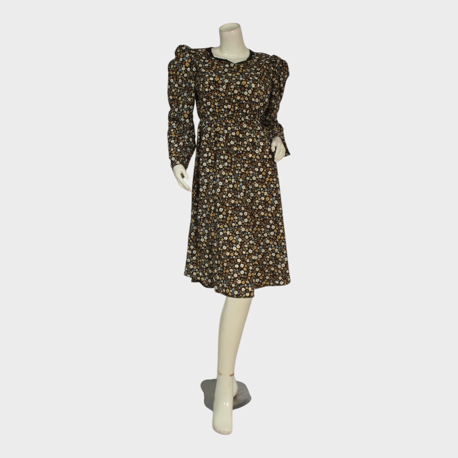 Vintage Floral Puff-Sleeve Midi Dress
