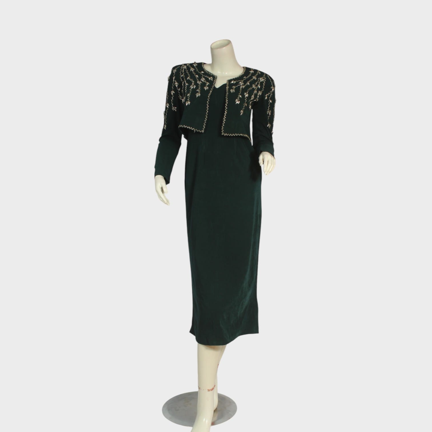 Elegant Green Velvet Long Dress with Embroidered Jacket