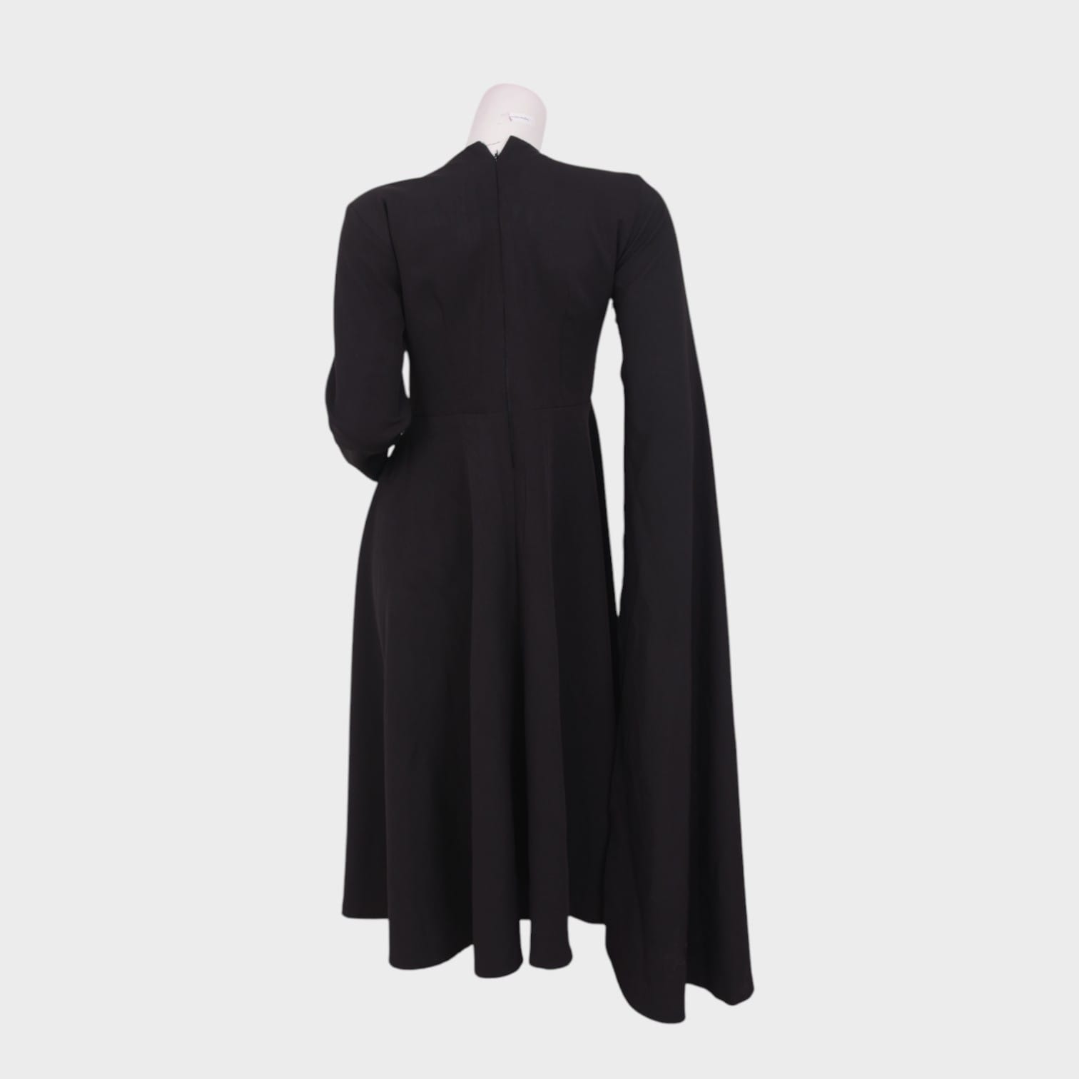 Elegant Black Evening Dress with Crystal Embellishment