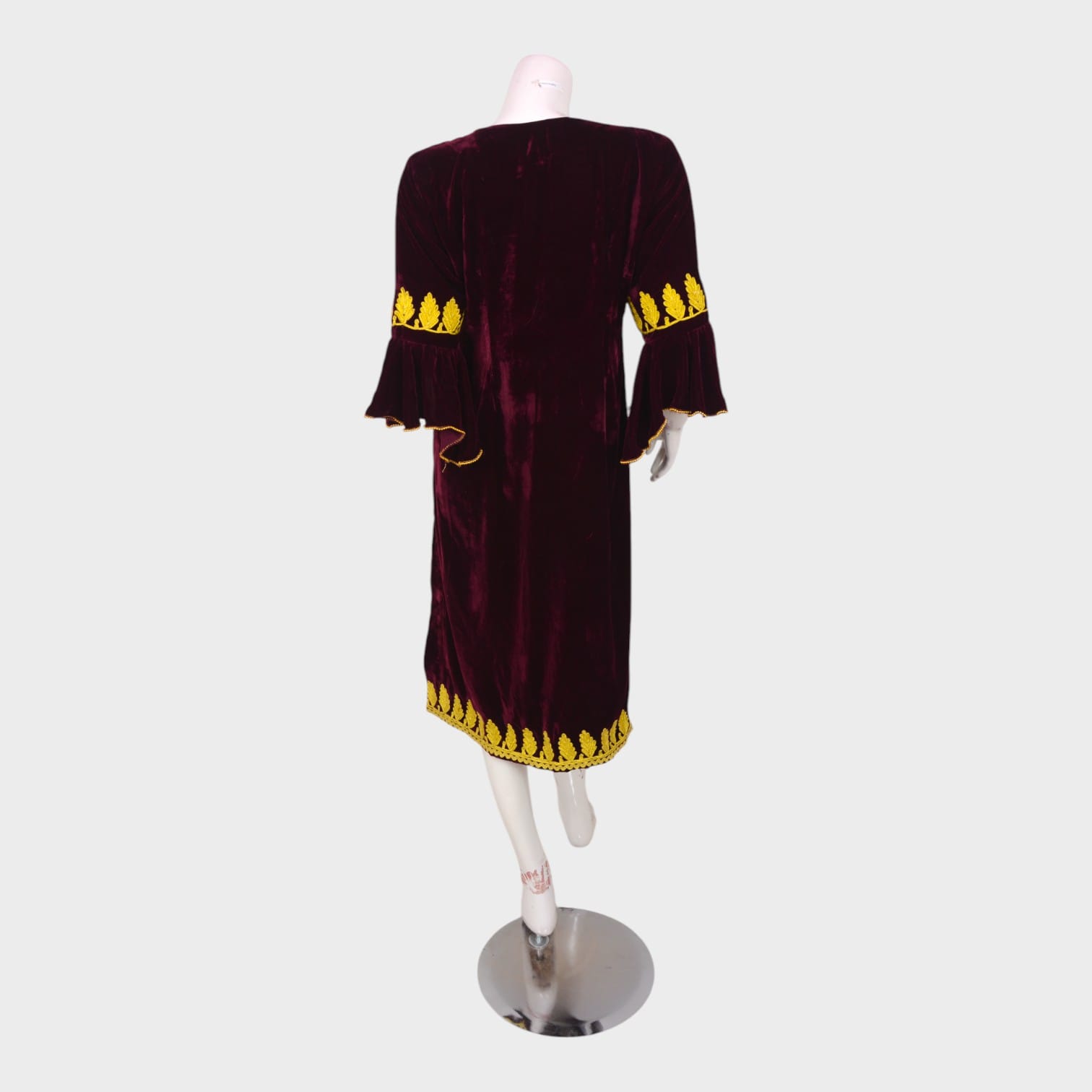 Zamrud Velvet – Deep Maroon Embroidered Dress