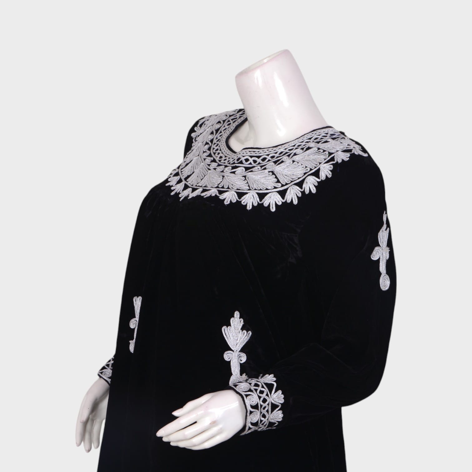 Noir Blossom – Black Velvet Embroidered Dress