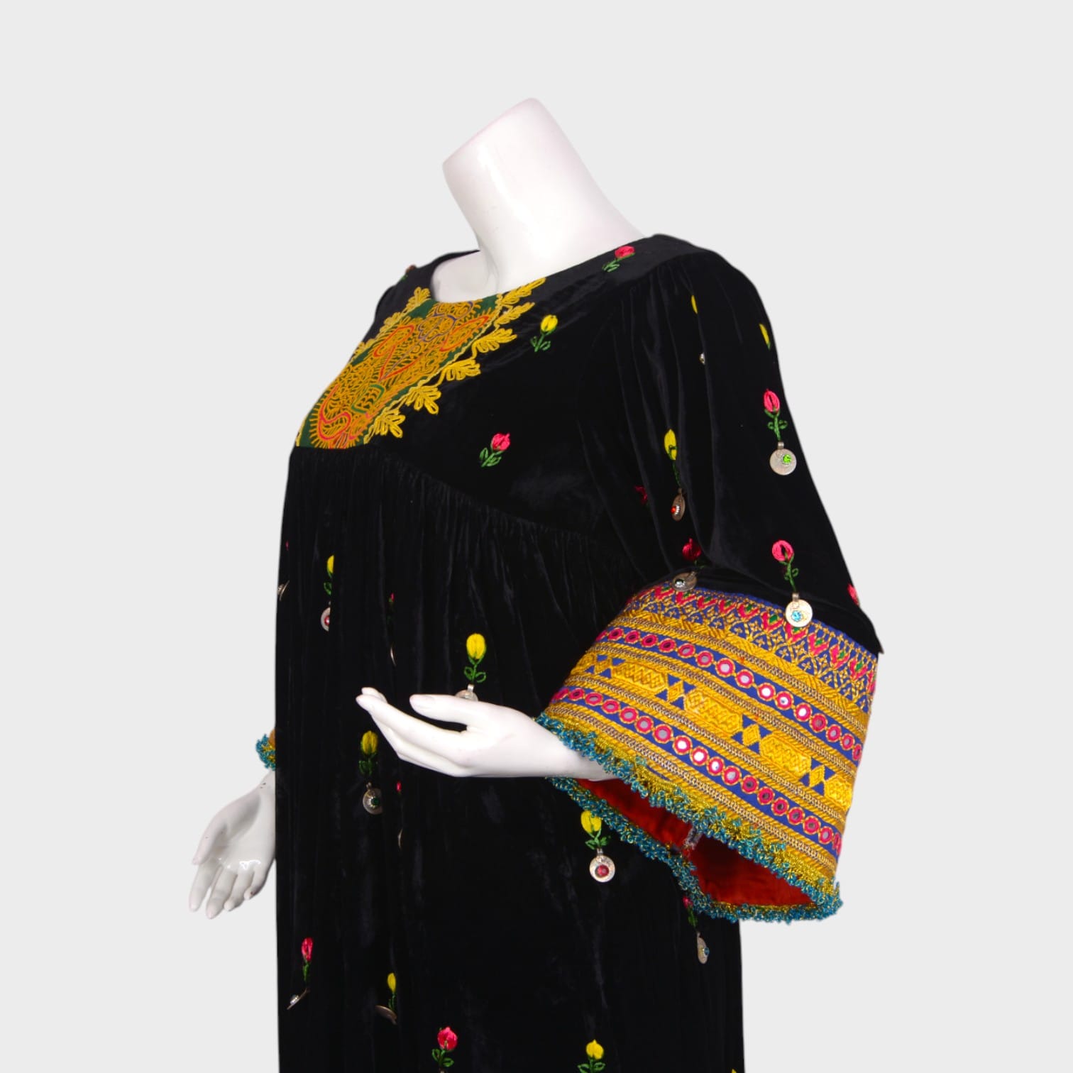 Rangina Bloom – Black Velvet Embroidered Dress