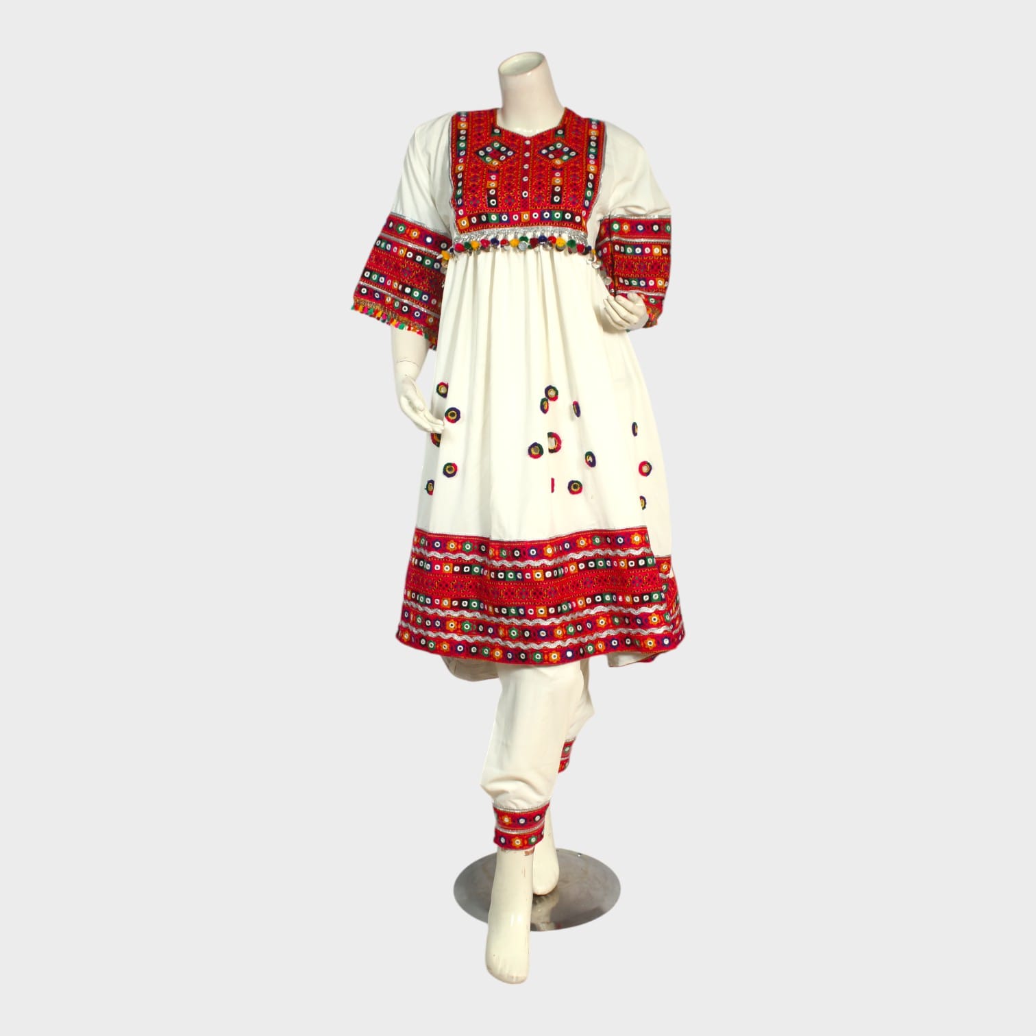 Kohistani Charm – White Mirror Embroidered Dress Set