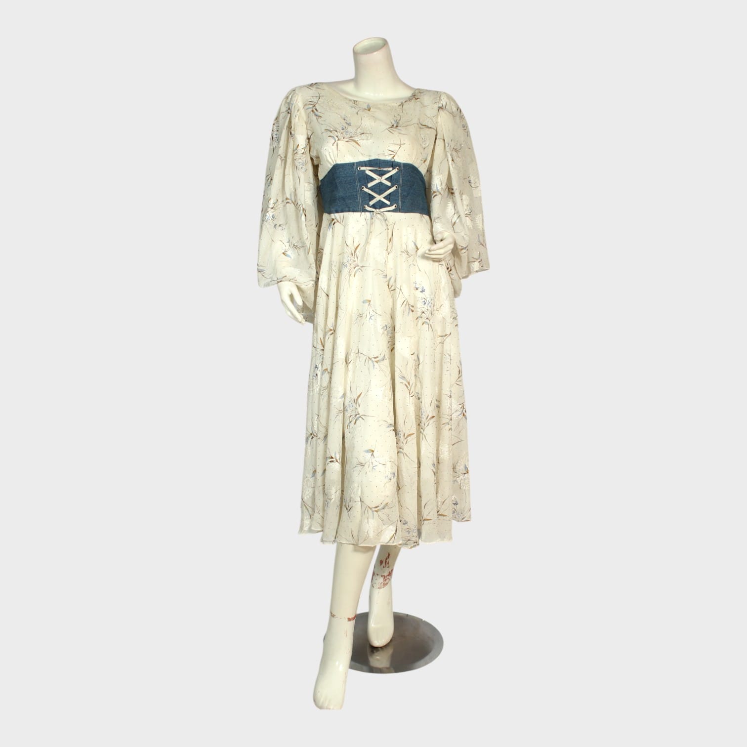 Ivory Bloom Midi Dress