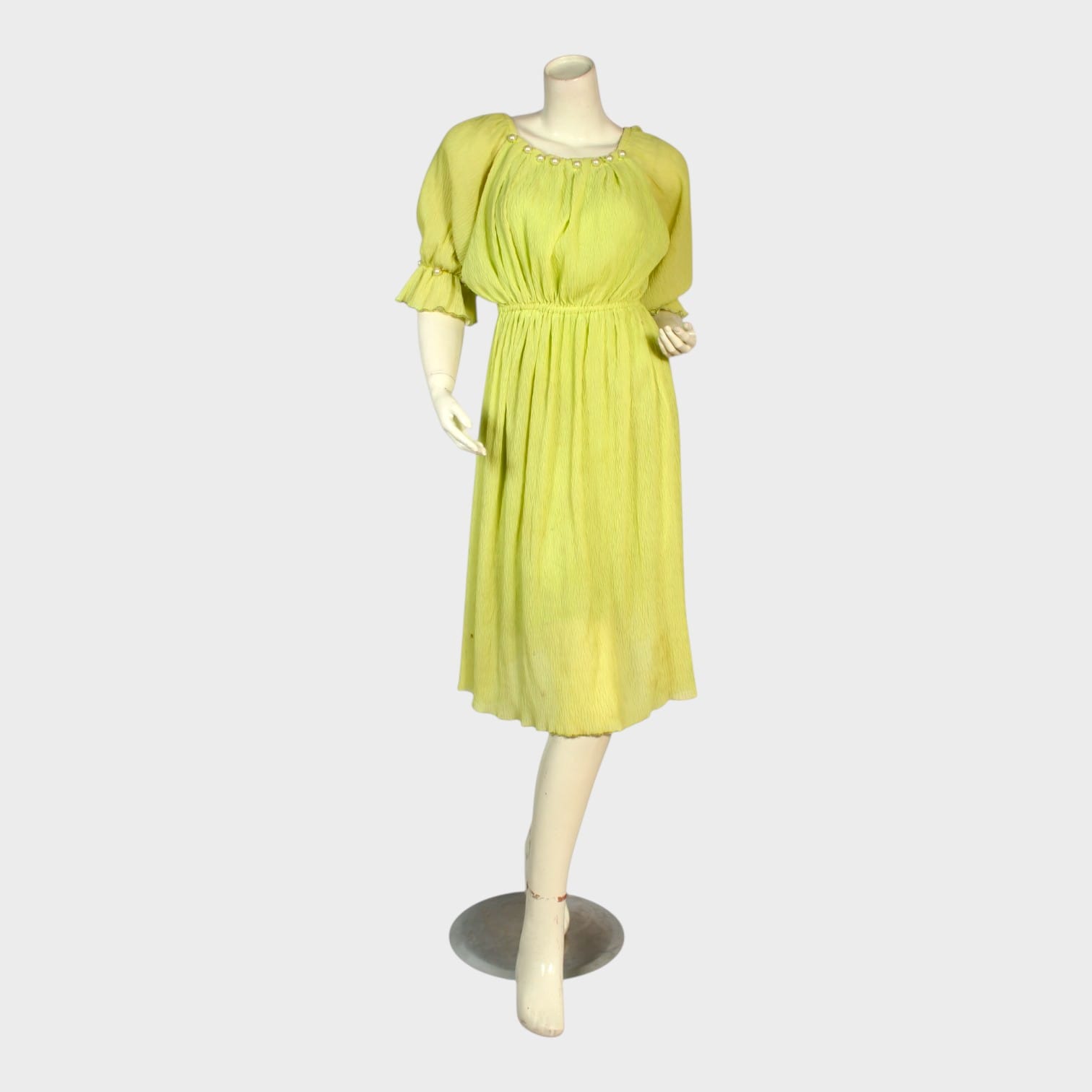 Lemon Glow Pleated Midi Dress