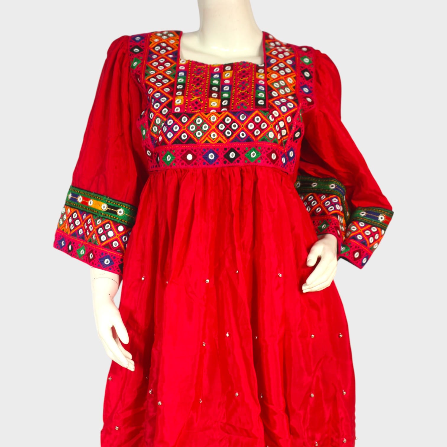 Kandahari Charm Embroidered Set
