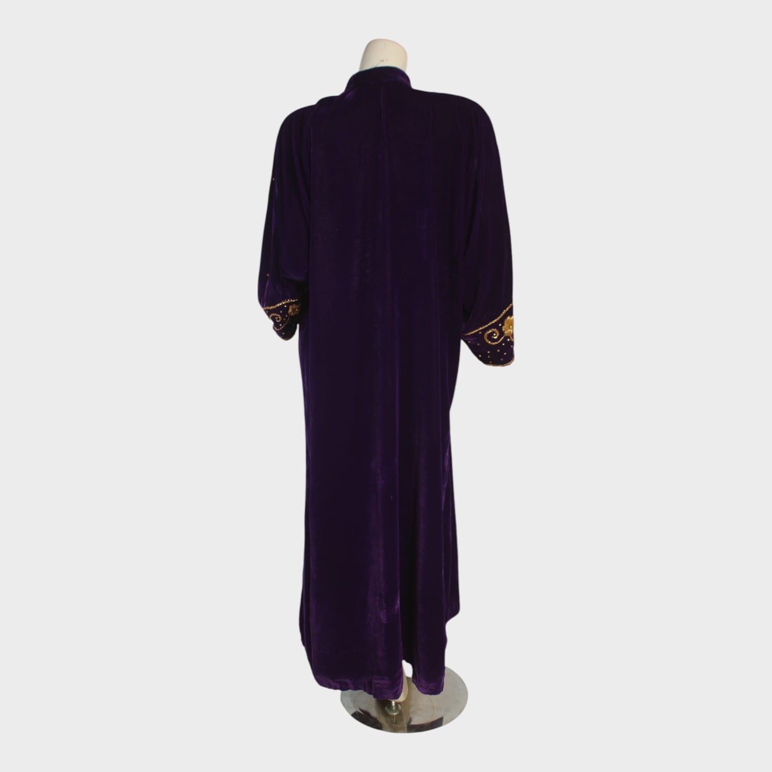 Royal Radiance Velvet Dress – Purple Elegance