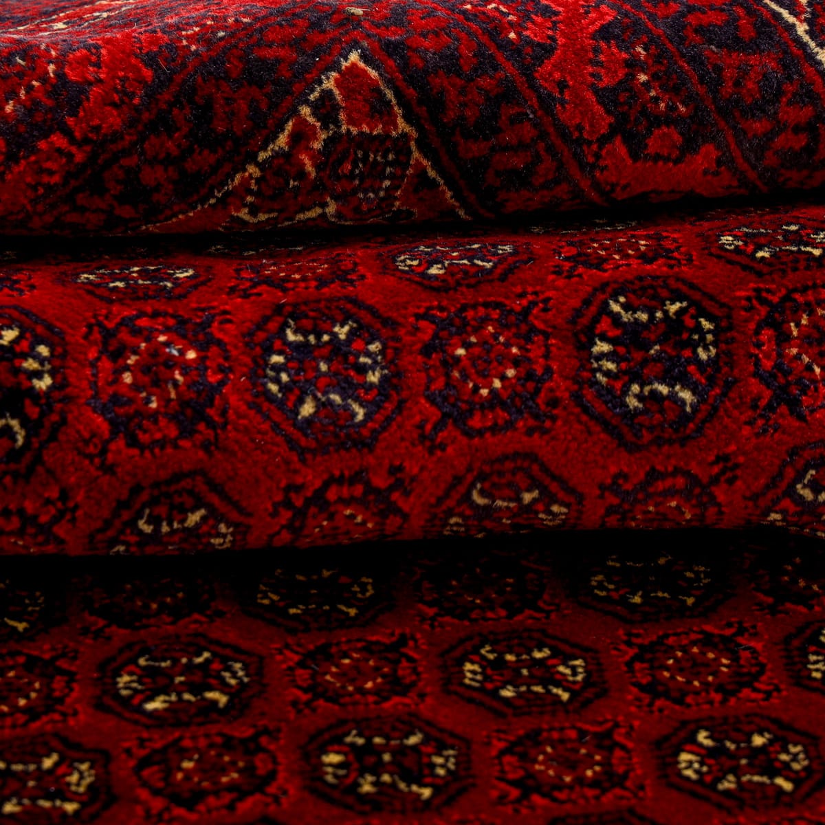 Classic Bokhara Red Wool Rug – 9.8 ft x 6.6 ft
