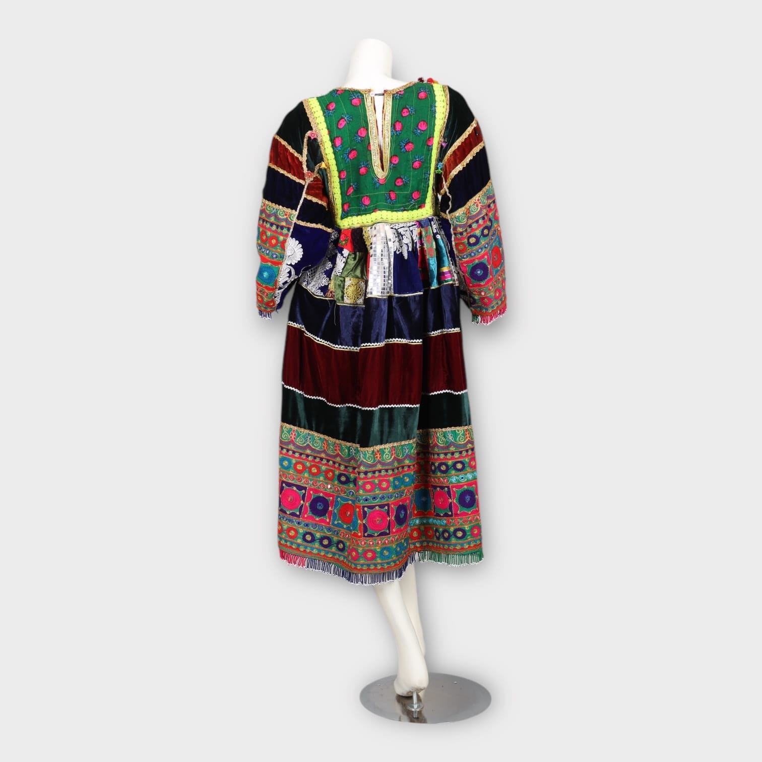 Kuchi dress for women