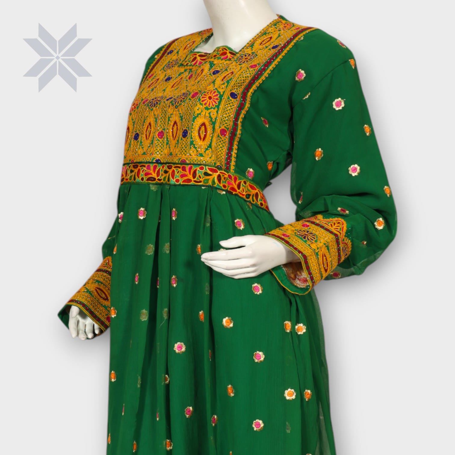 Nilofar Mirror Dress – Emerald Green Traditional Edition
