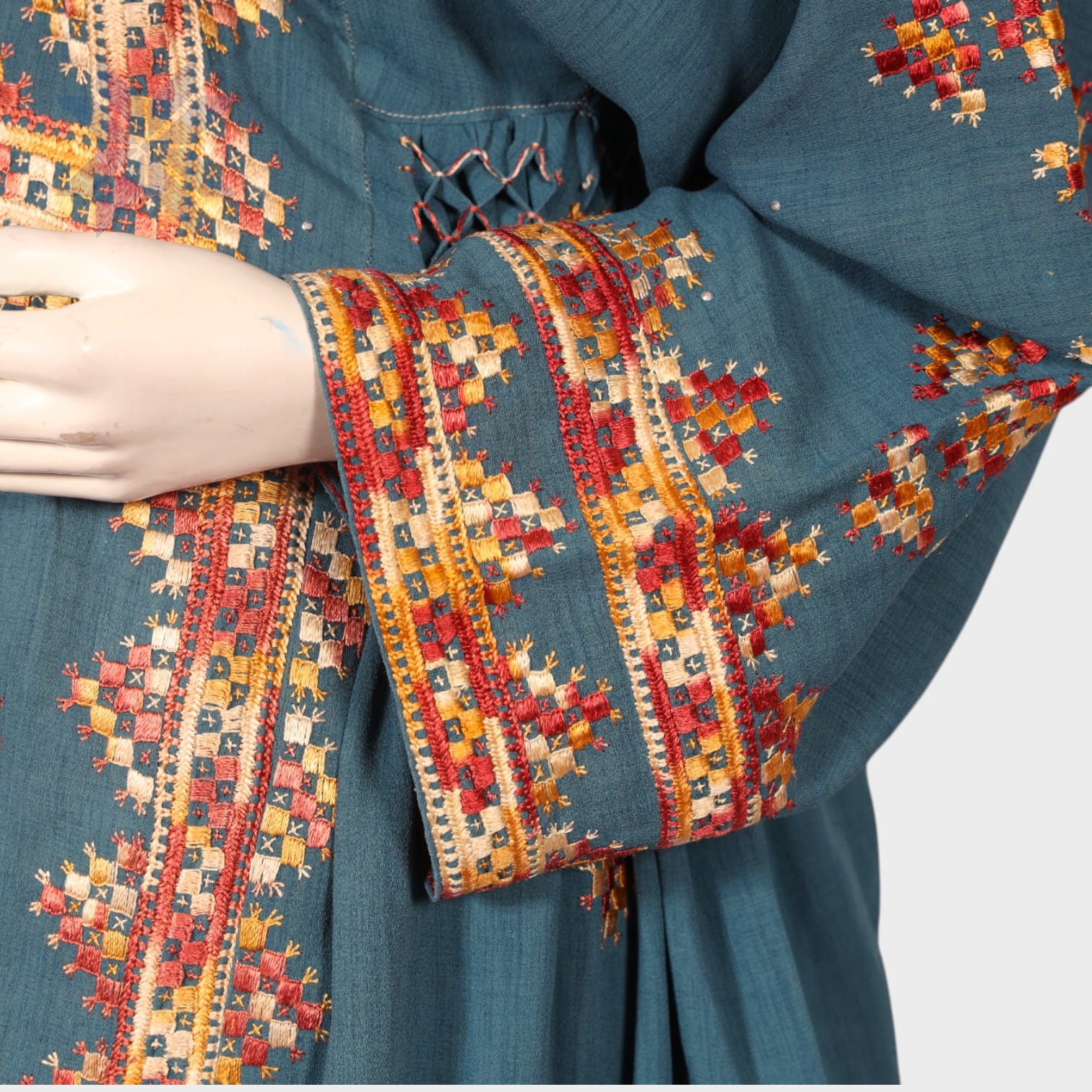 Shahmina Embroidered Kandahari Suit