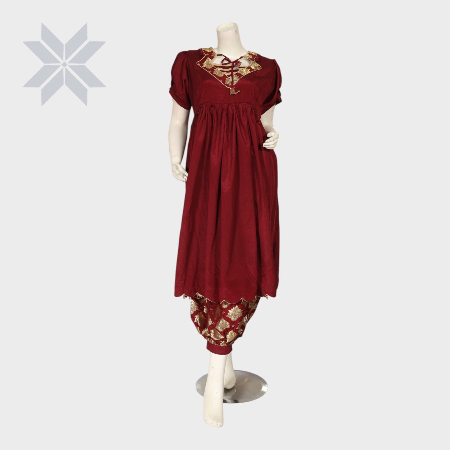 Rohi Burgundy Gold-Accent Ensemble