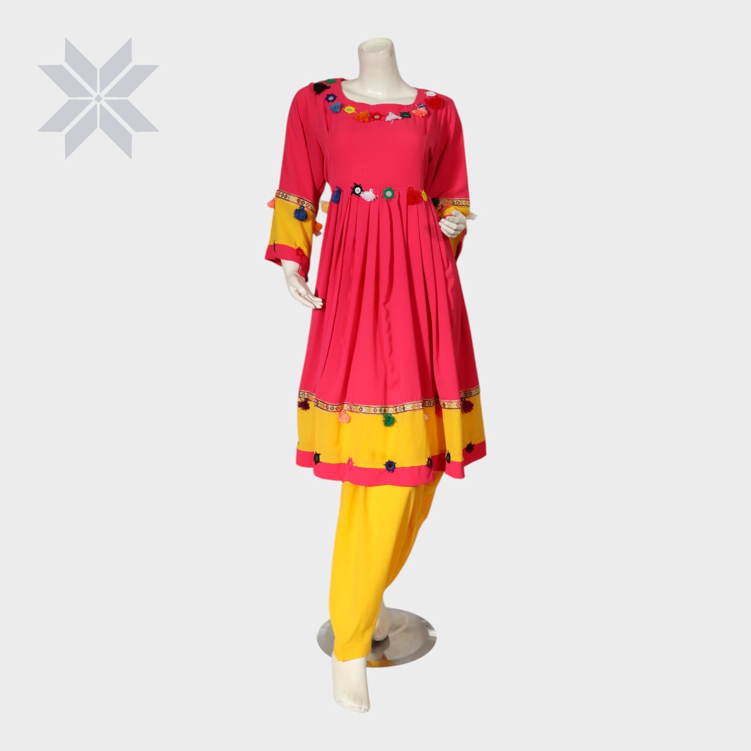 Gul Bahaar Traditional Set