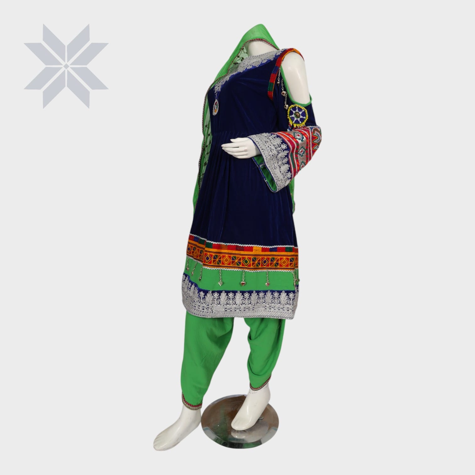 Emerald Echo Traditional Dress Set