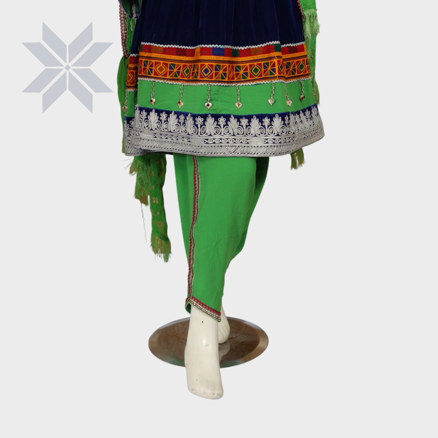 Emerald Echo Traditional Dress Set