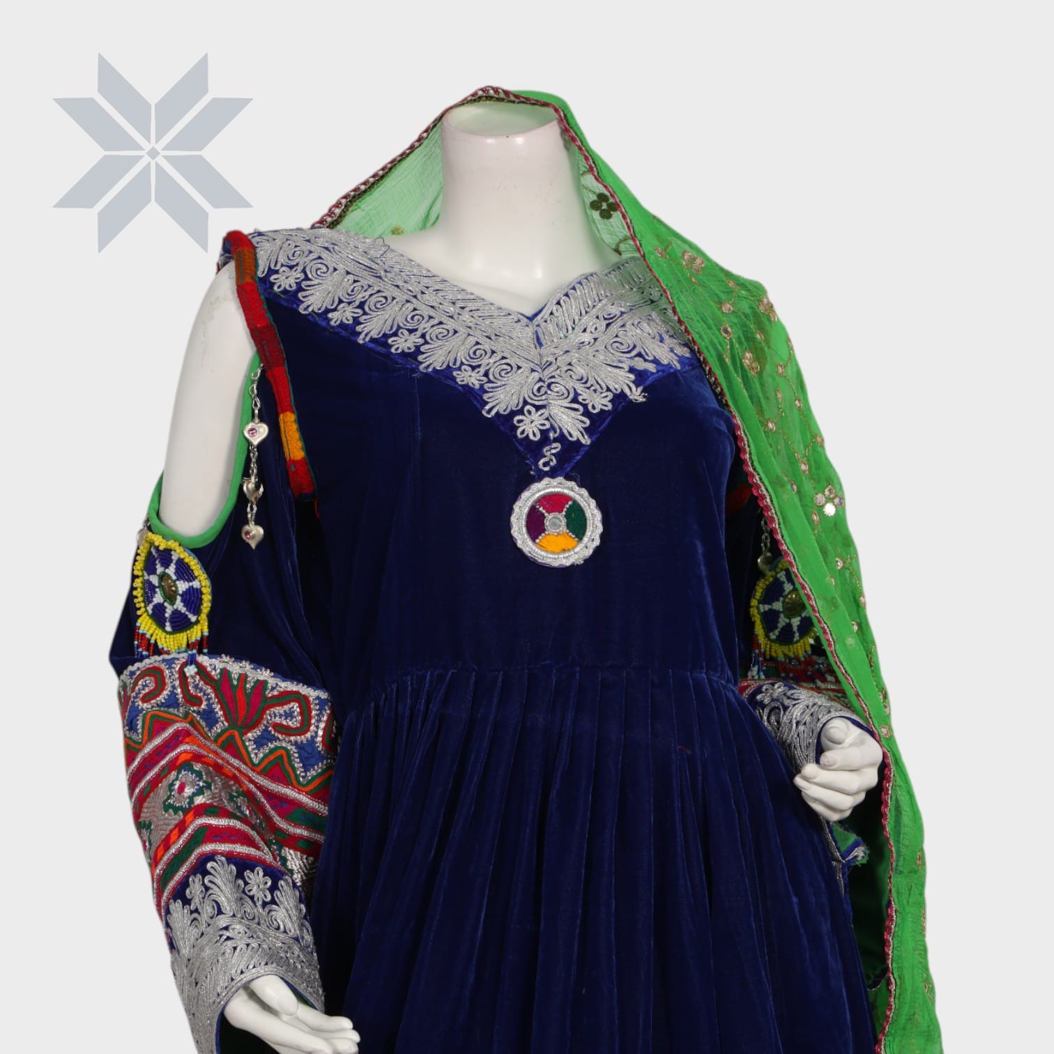 Emerald Echo Traditional Dress Set