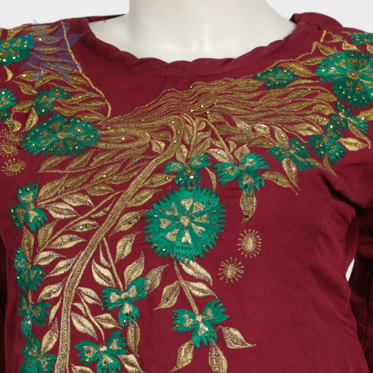 Maroon Elegance Embroidered Kameez Set