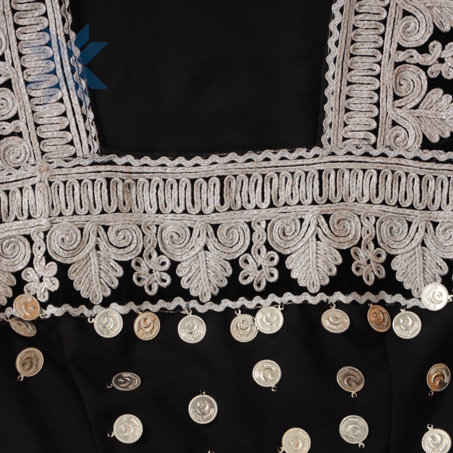 Noor-E-Zar Black Traditional Dress