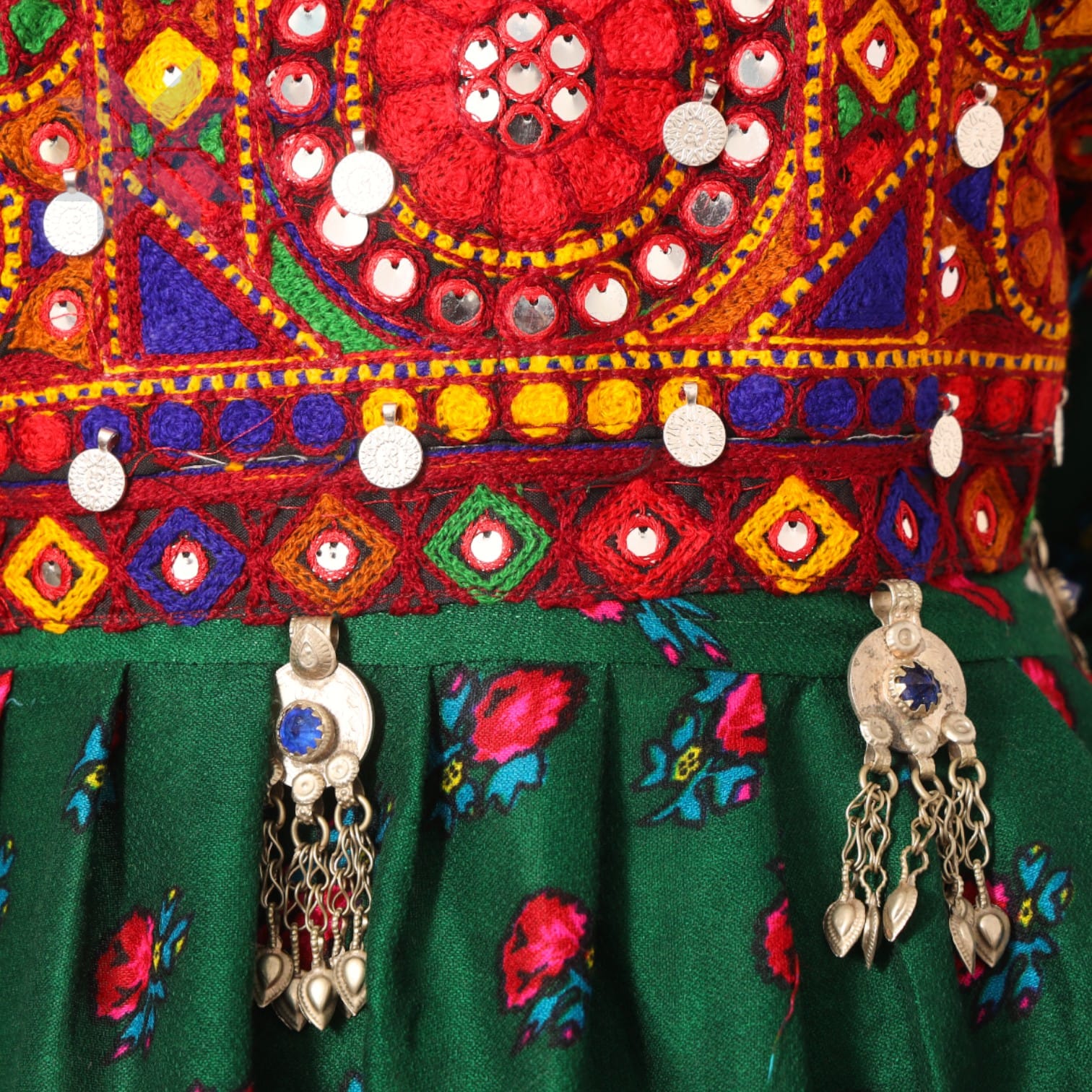 Bahar Balochi Embroidered Dress Green and red Color - Cloth Sizes Women: Medium