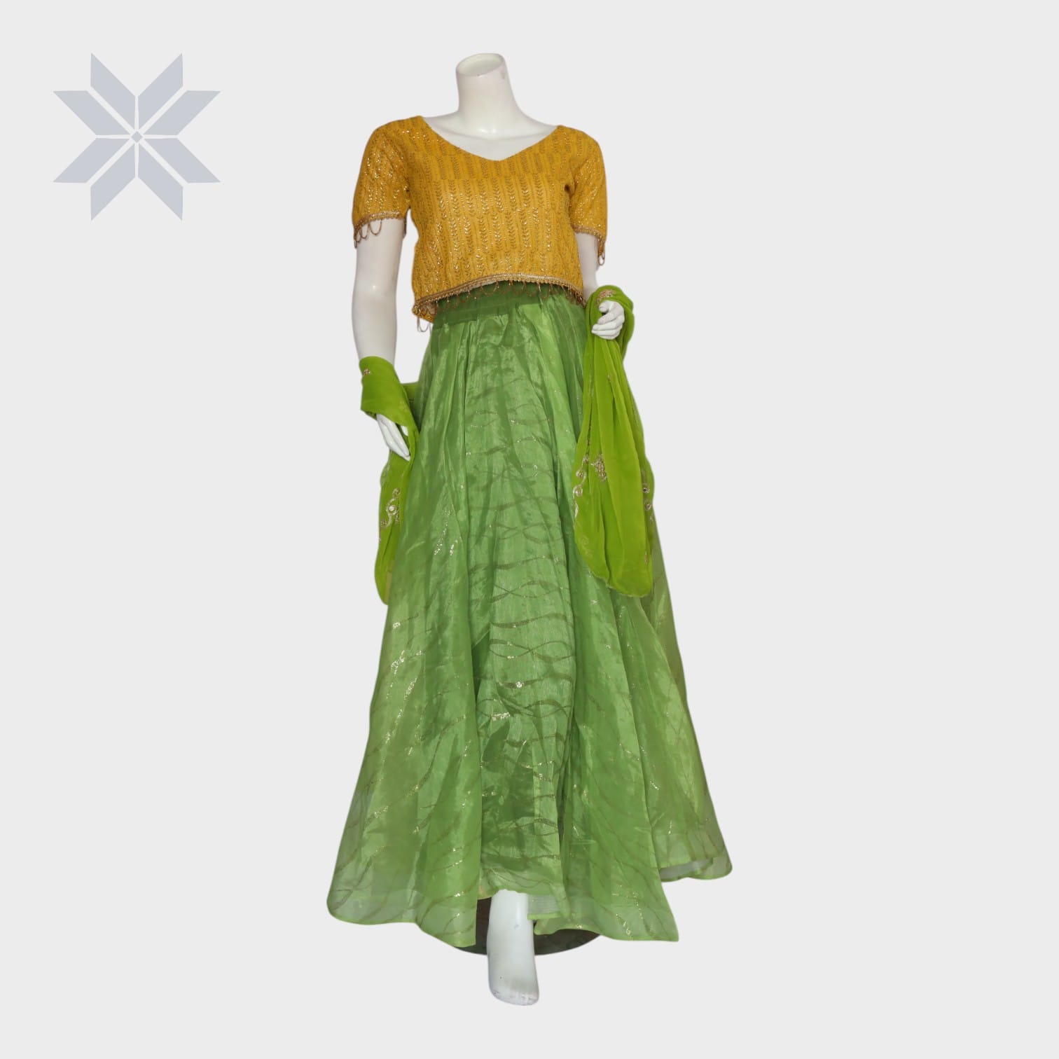 Zarnigar Lehenga Set