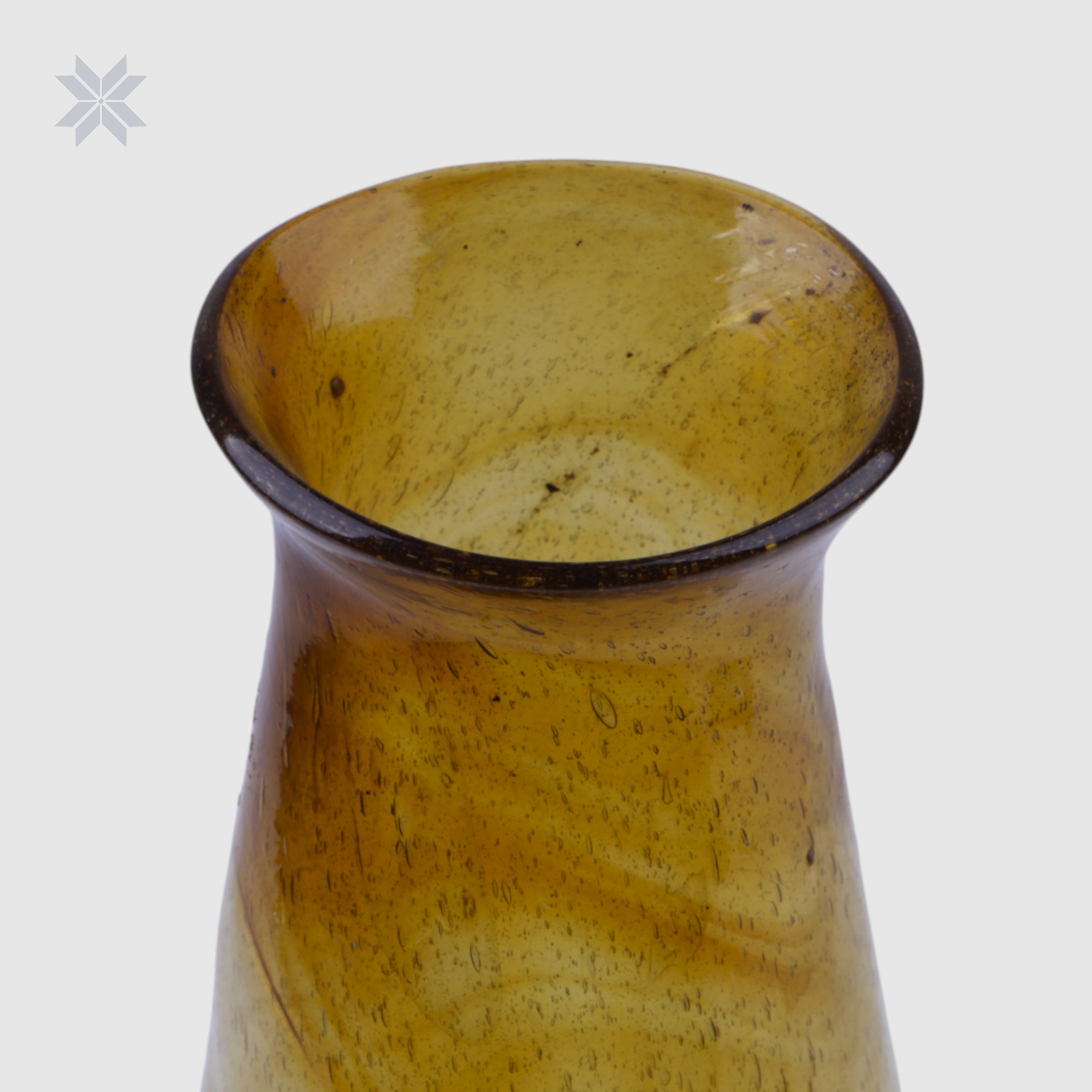 Brown Glass Vase- Elegant Vintage-Style Flower Vase