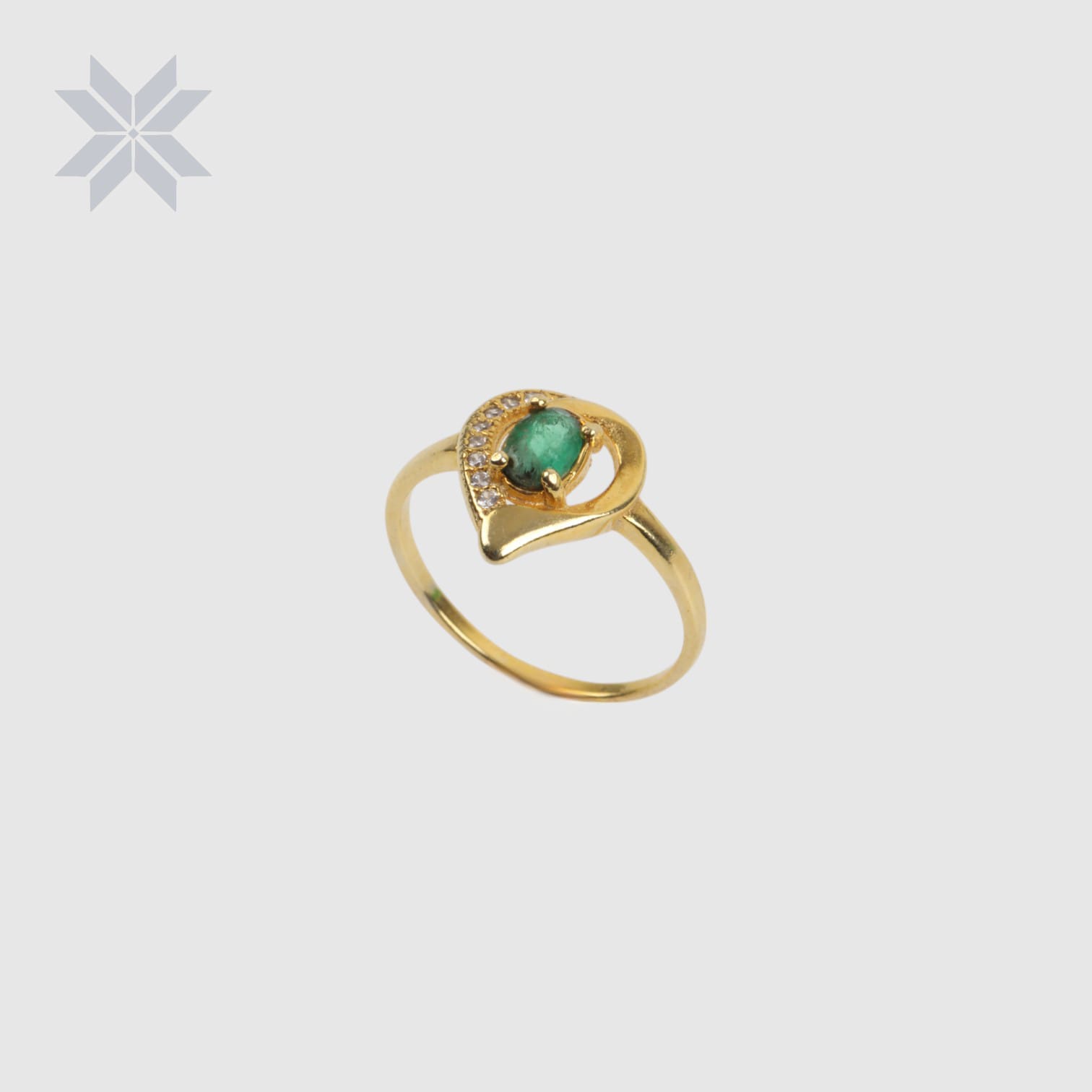 Teardrop Emerald Ring – Gold Plated with Delicate Crystals