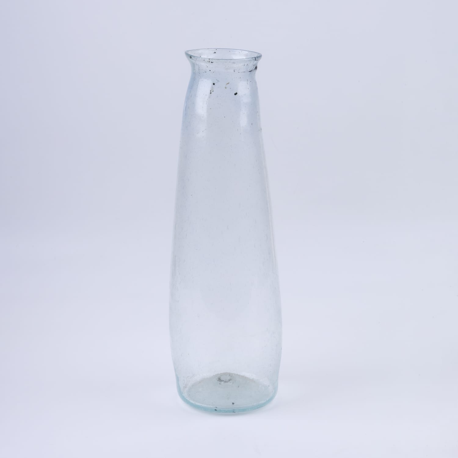 Glass Vase – Transparent Curved Design