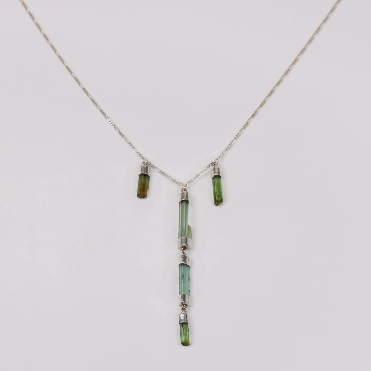Rangora Women Necklace & Earrings Set