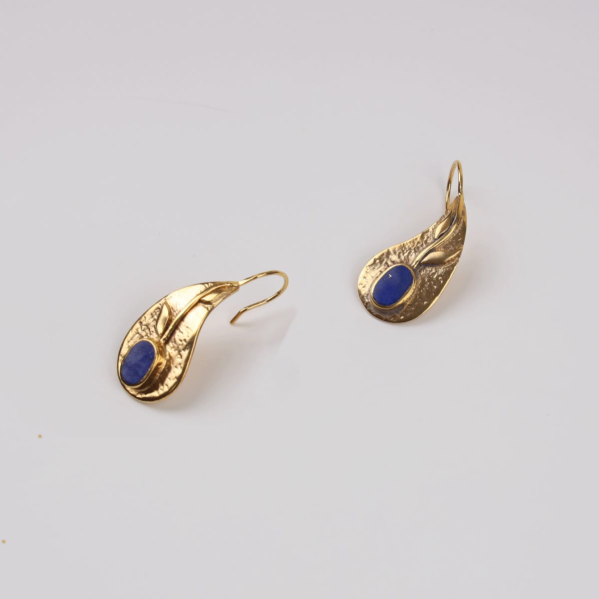 Paira Earrings with Lapis Lazuli and Gold-Plated Brass