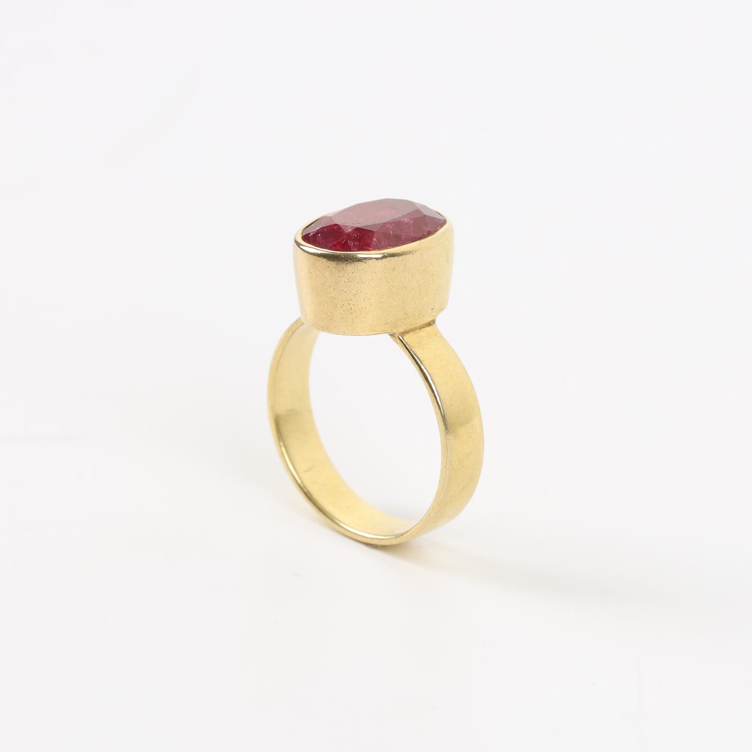 925 Silver Ruby Ring – Elegant and Timeless Design Yaqoot انگشتر یاقوت