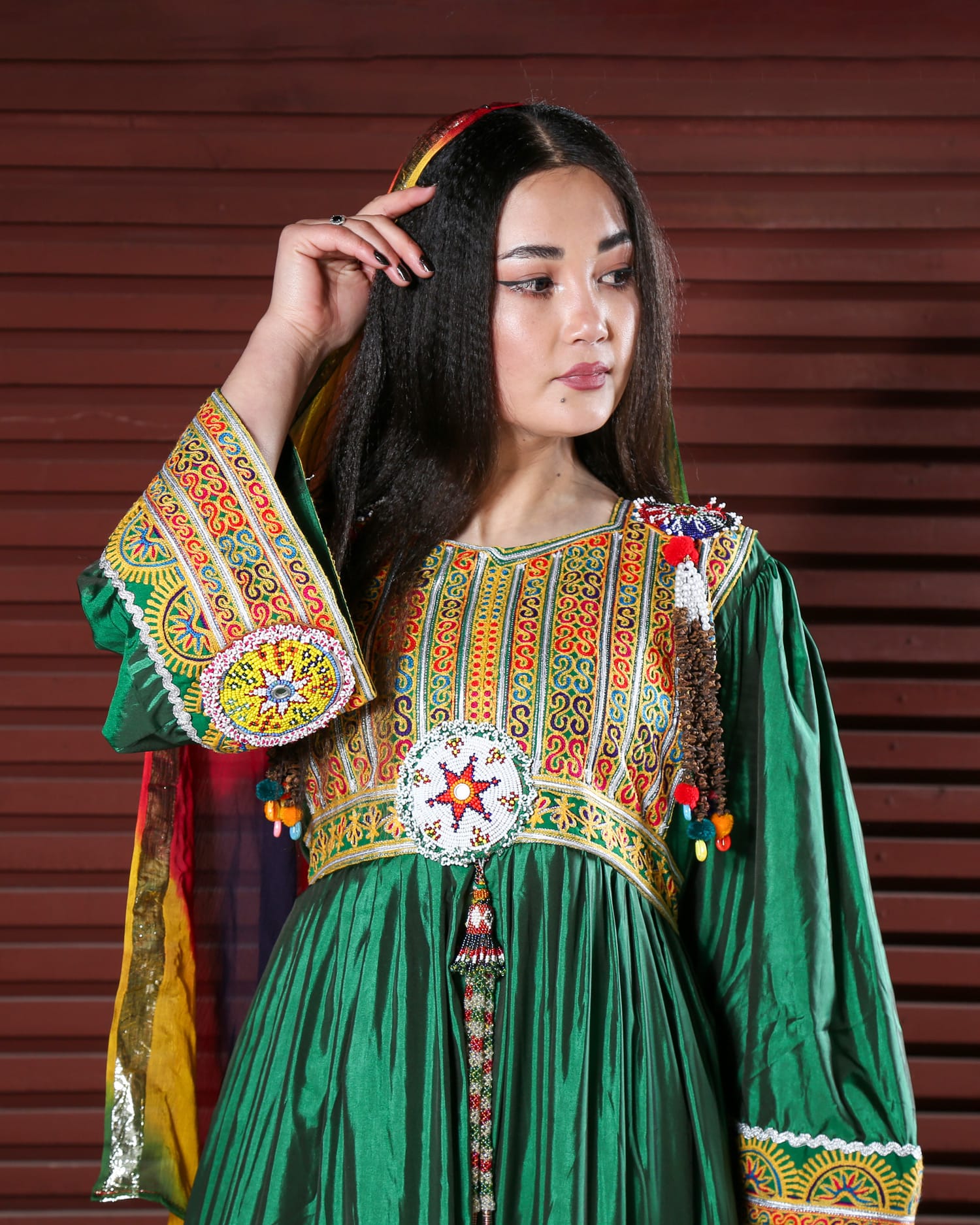 Afghan Short Dress with Chador and Trousers, Featuring Hand Embroidery - Cloth Sizes Women: Medium