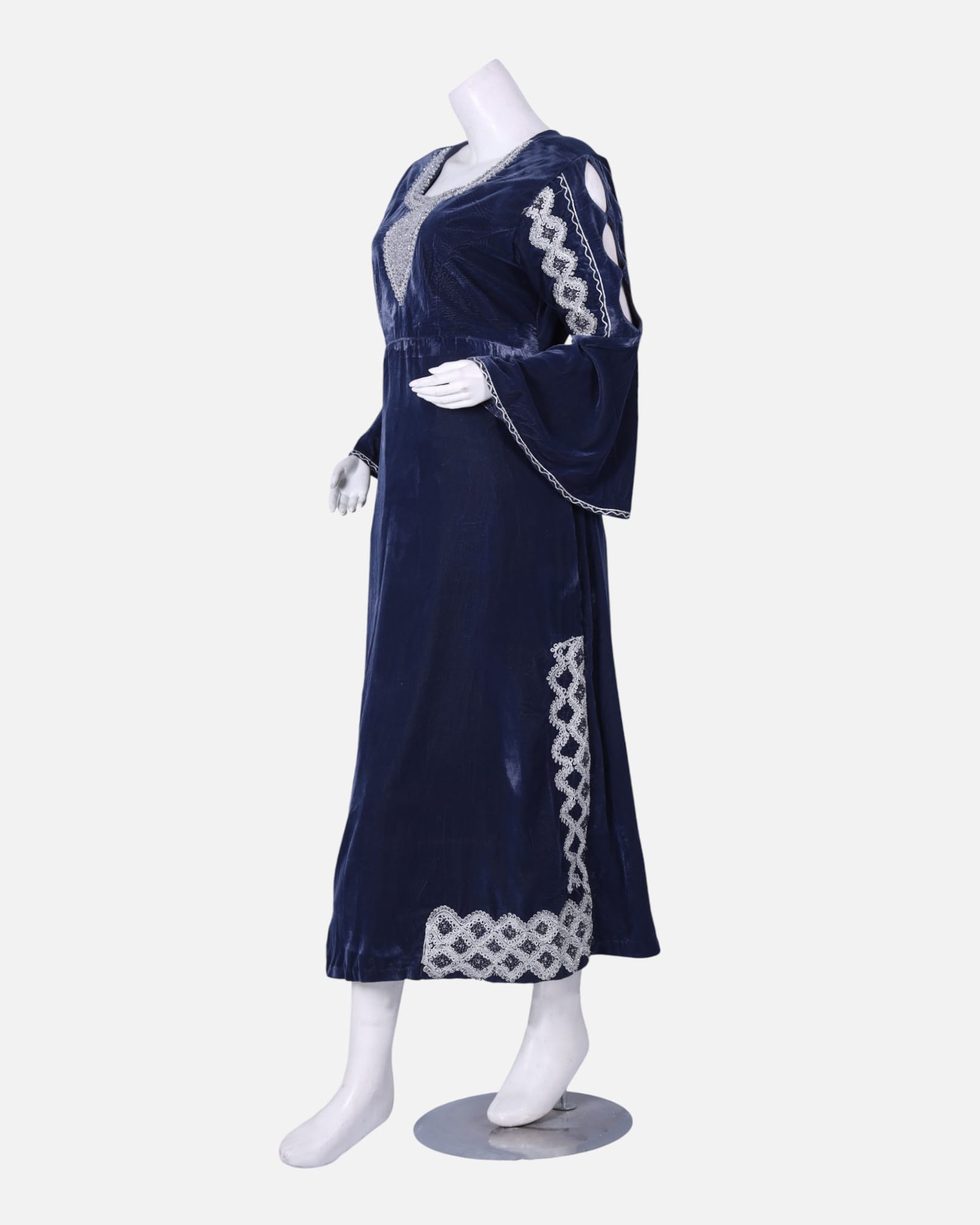 Traditional Afghan Formal Dress | Elegant Velvet Embroidered Dress