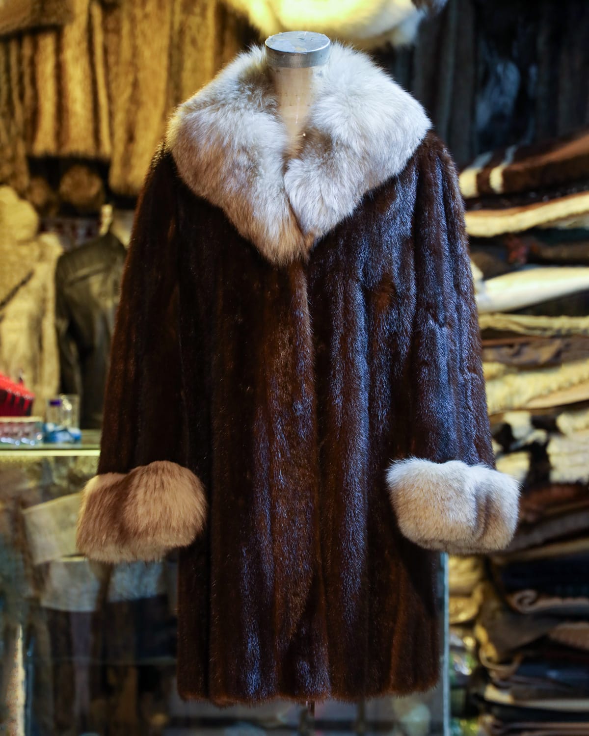 Elegant Brown Mink Fur Coat with Plush Collar and Cuffs